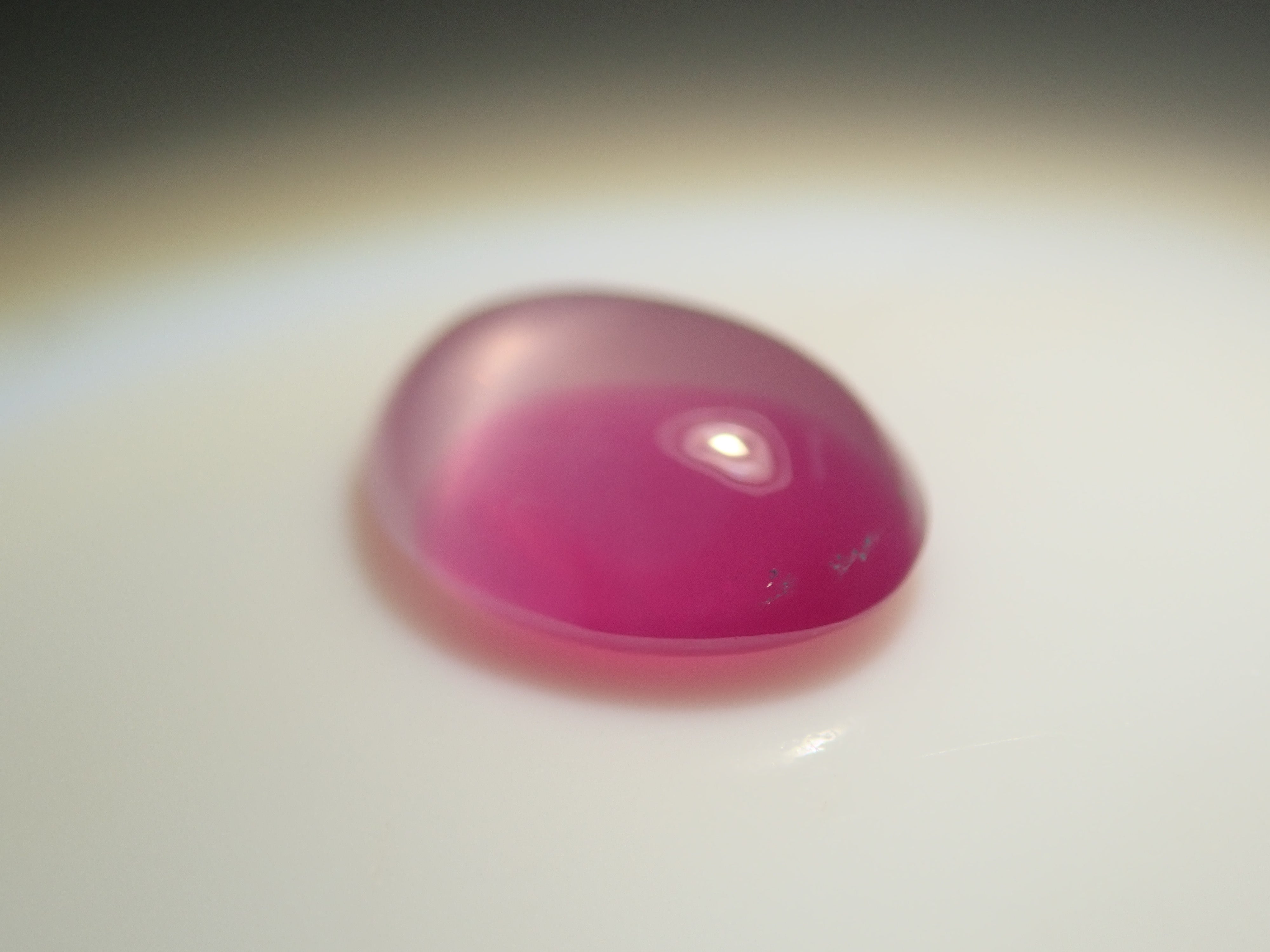 【11/3 22時販売】ミャンマー産バイカラースターサファイア 0.640ctルース