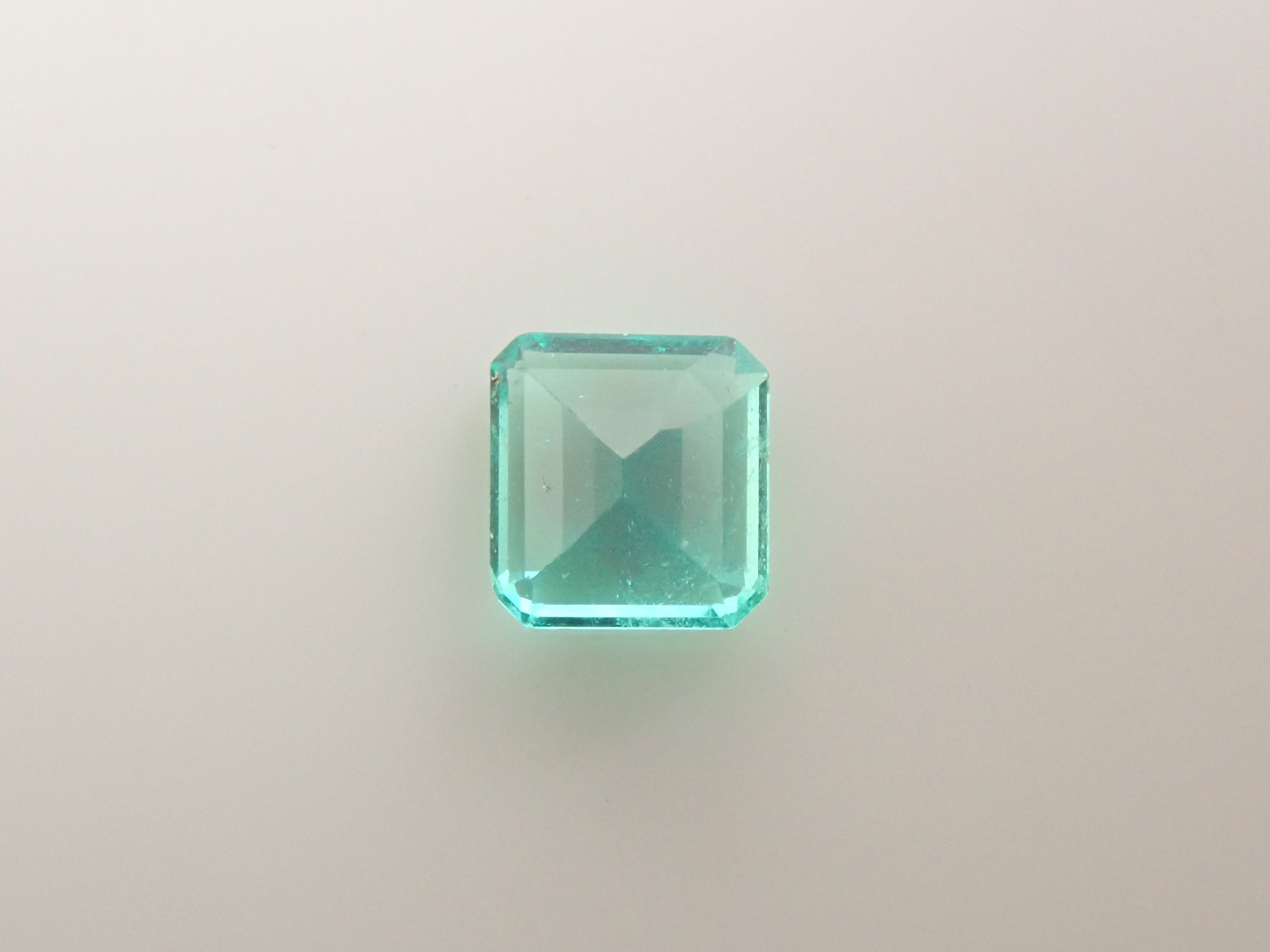 コロンビア産エメラルド 0.121ctルース