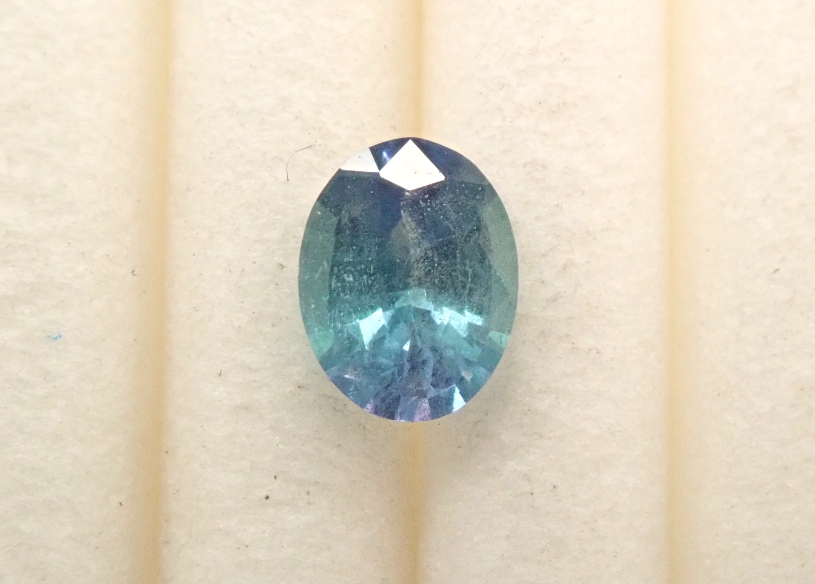 タンザニア産コーネルピン 0.241ctルース