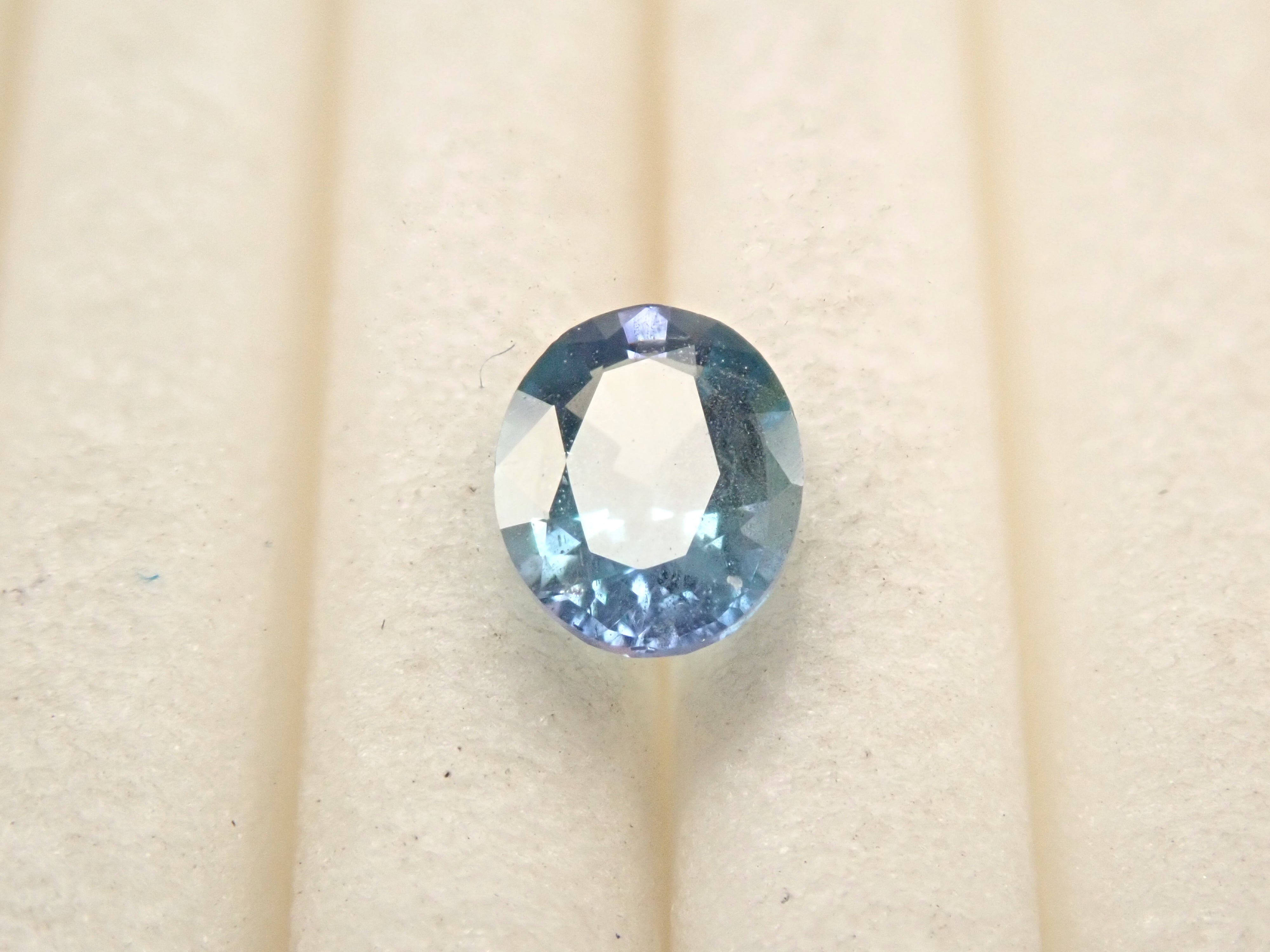 タンザニア産コーネルピン 0.241ctルース