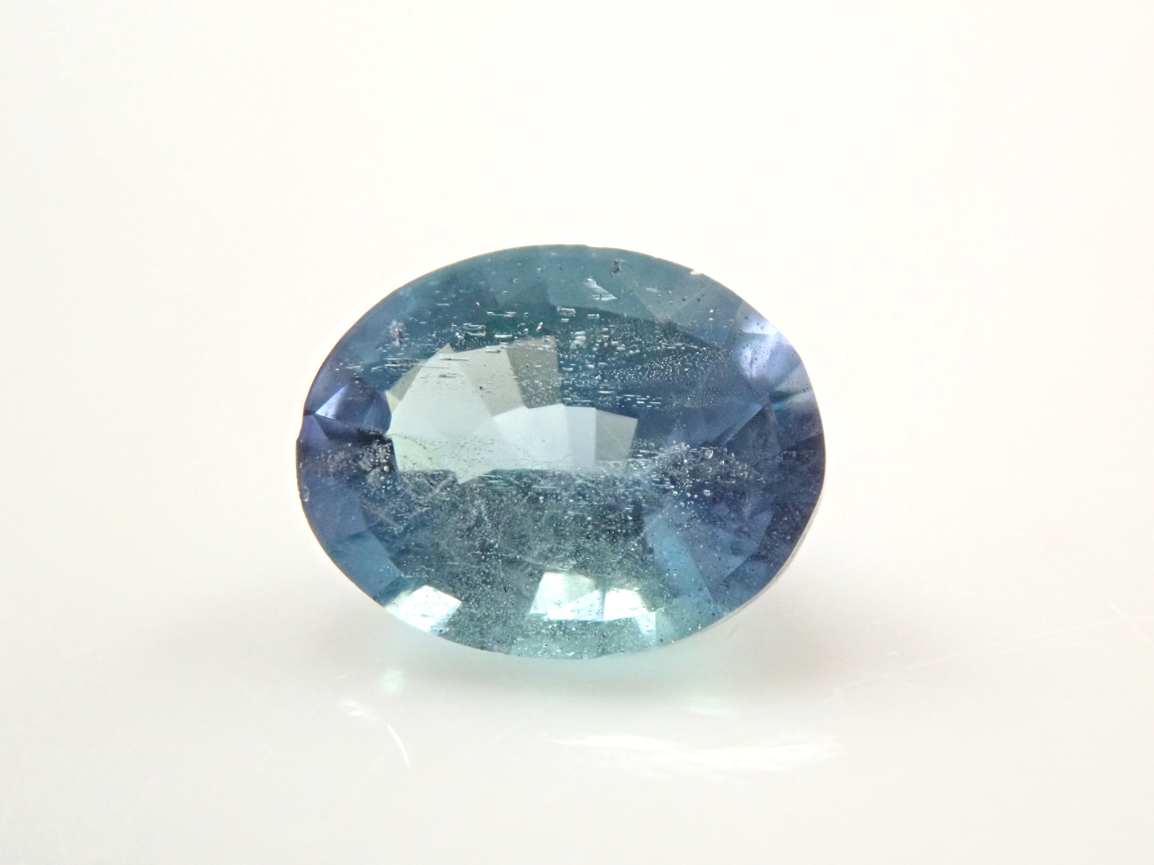 タンザニア産コーネルピン 0.241ctルース