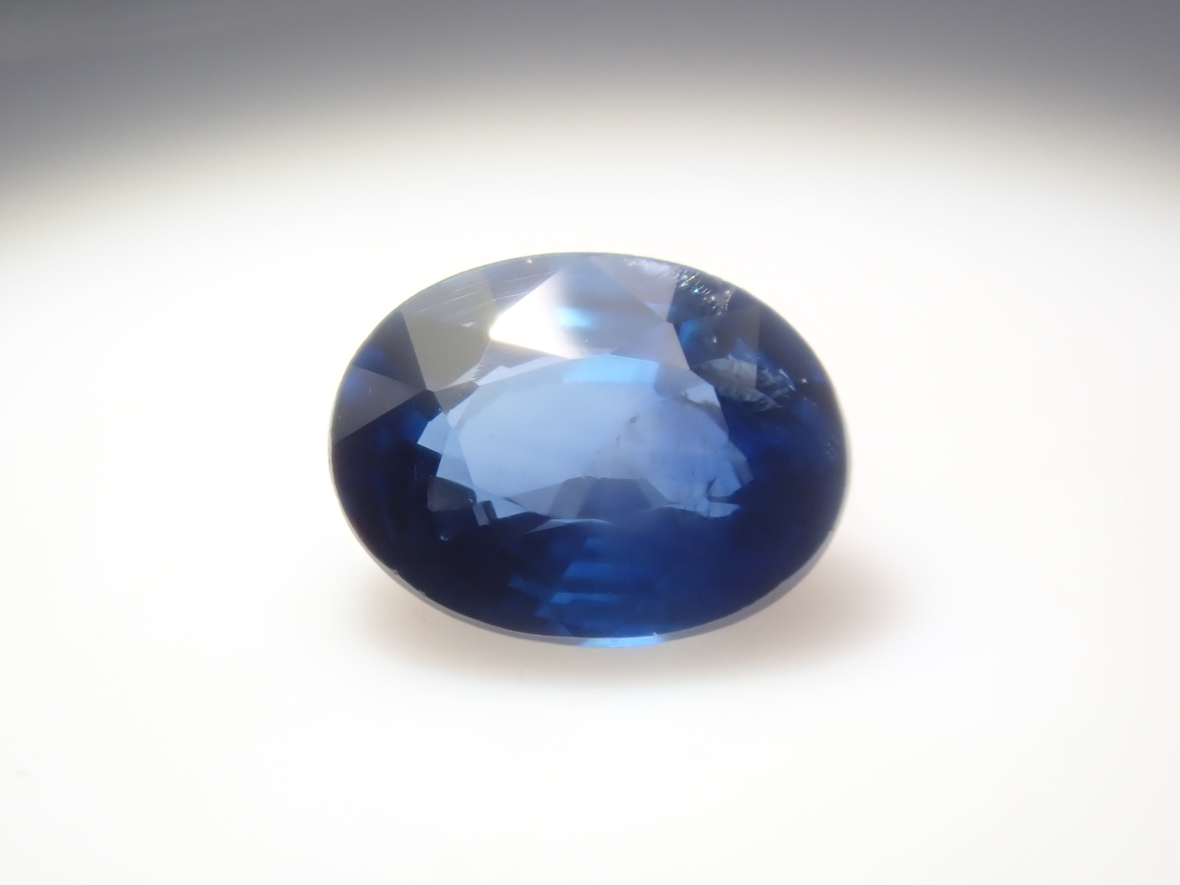 【11/3 22時販売】《限定15石》非加熱ロイヤルブルーサファイア2石(AIGS鑑別書付き)が当たるブルーサファイアガチャ《複数購入割引有》