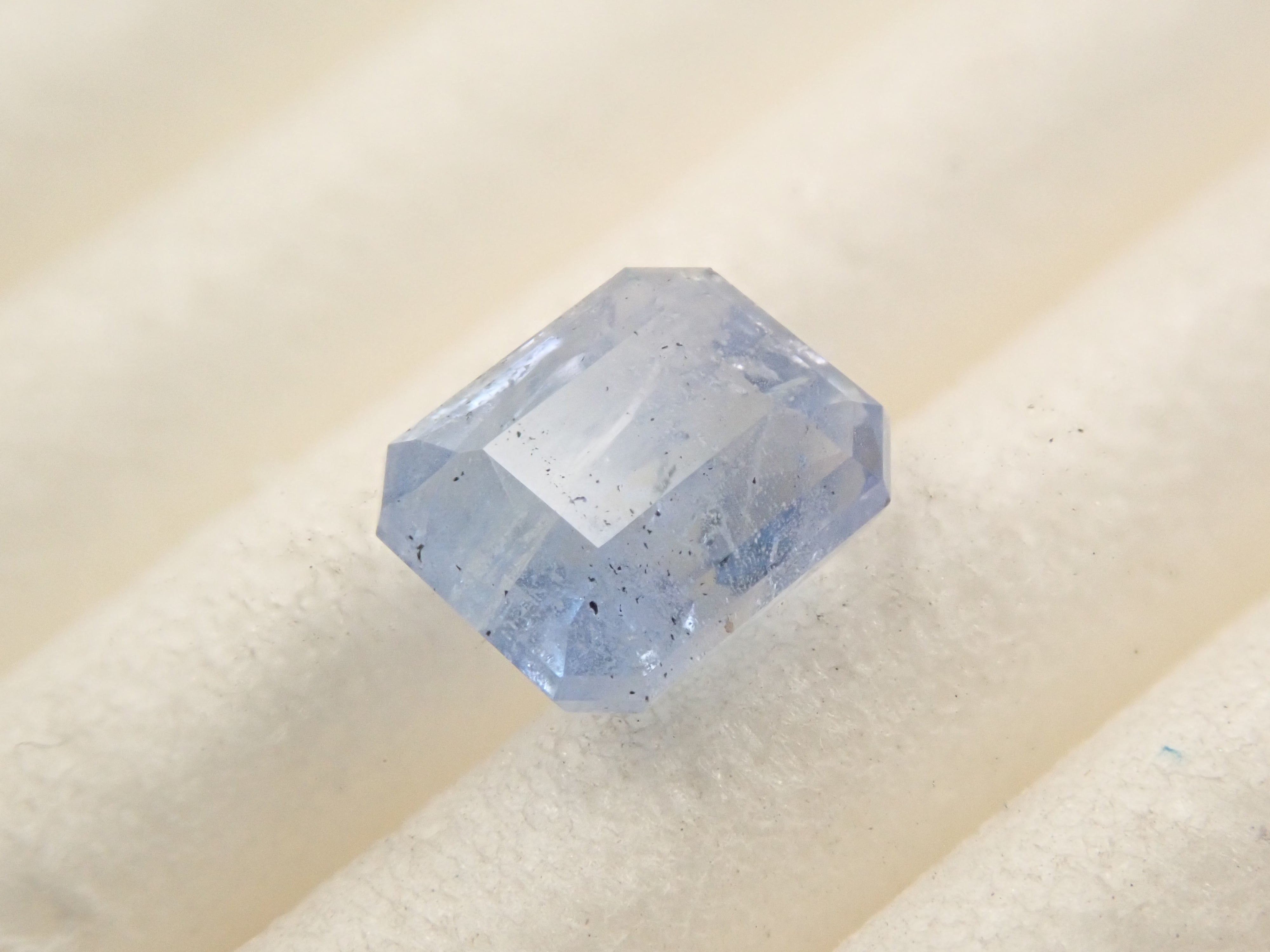 コロンビア産ユークレース 0.546ctルース