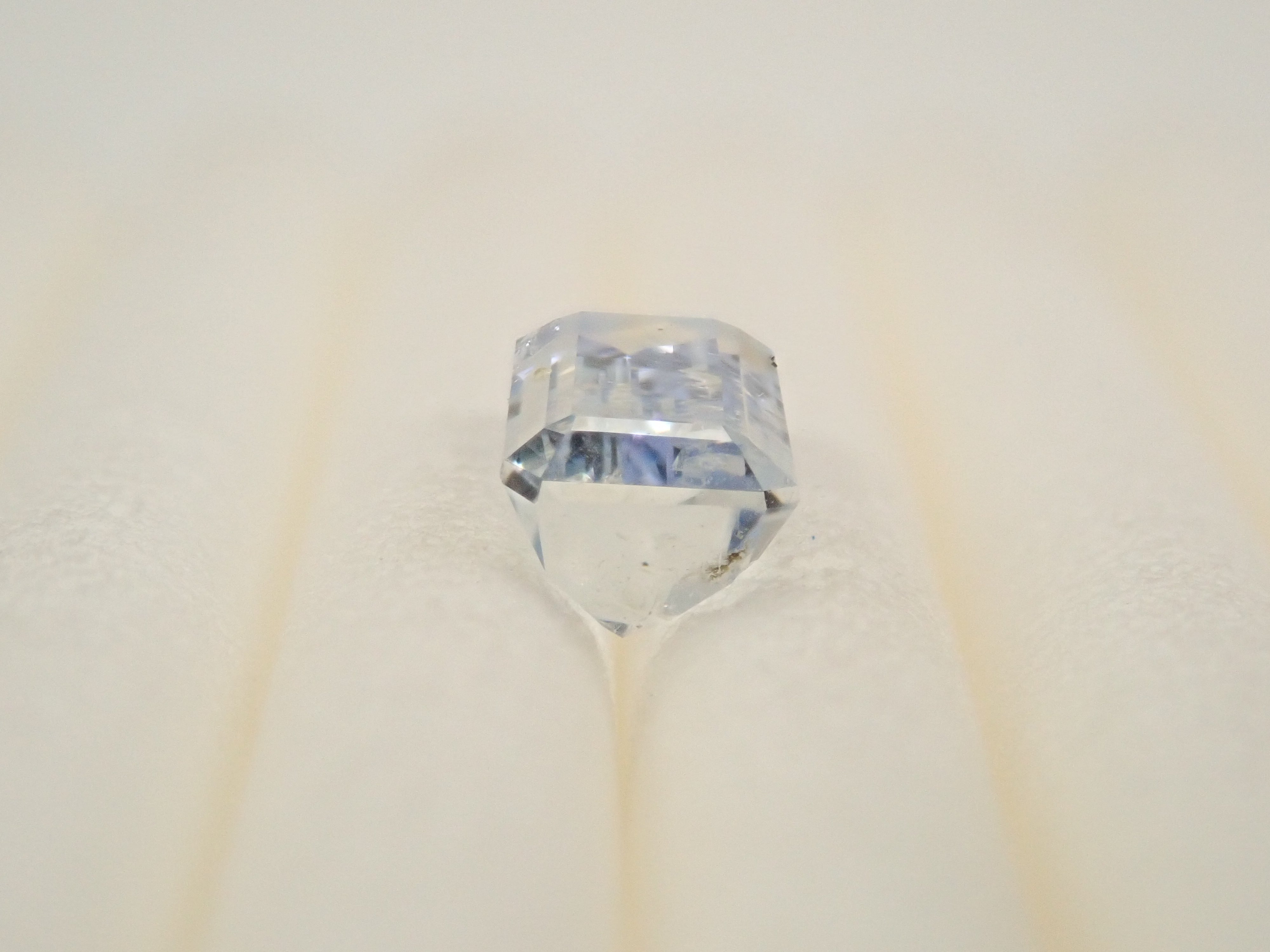 【抽選販売_20260310_09】ナミビア産バイカラージェレメジェバイト 0.550ctルース