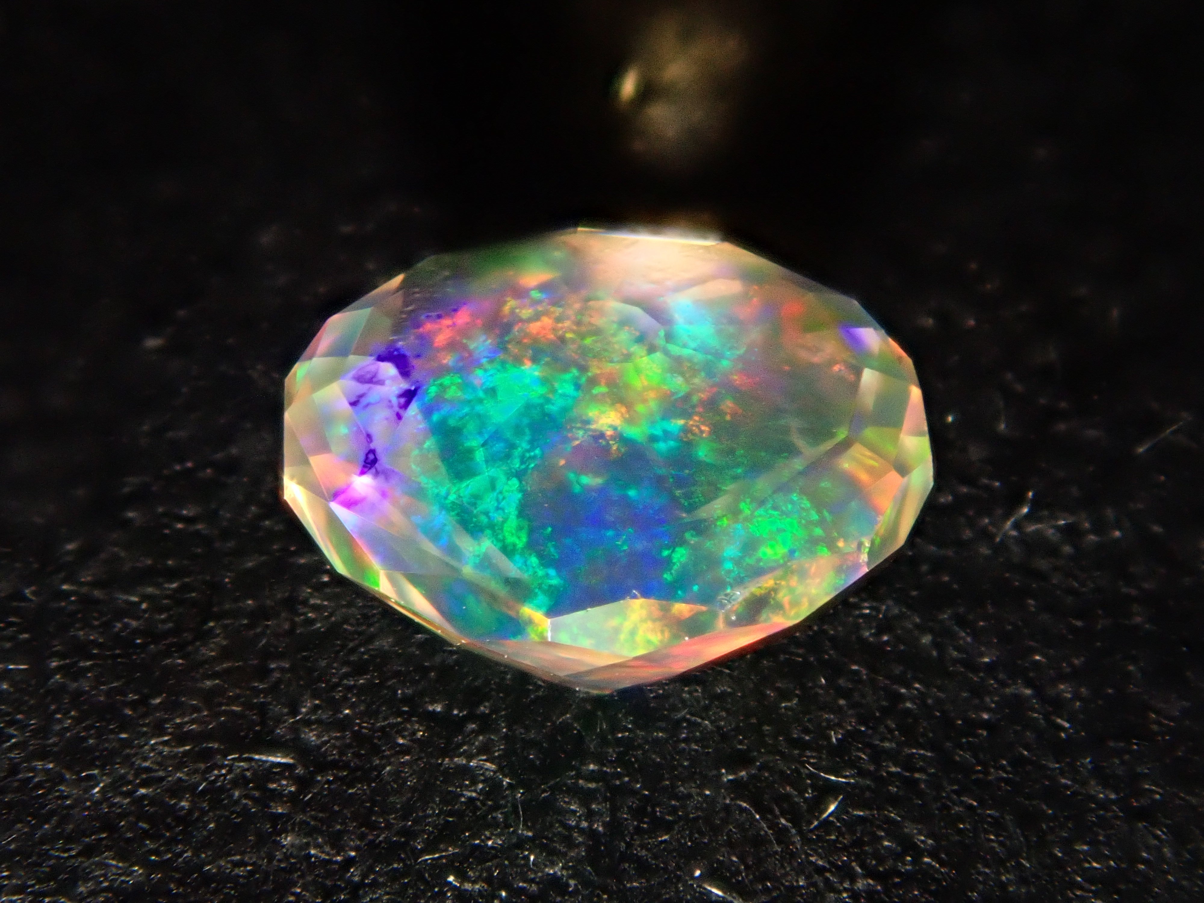 【11/14 22時販売】メキシコ産ファイアオパール(ファセットカット) 5.0mm/0.309ctルース