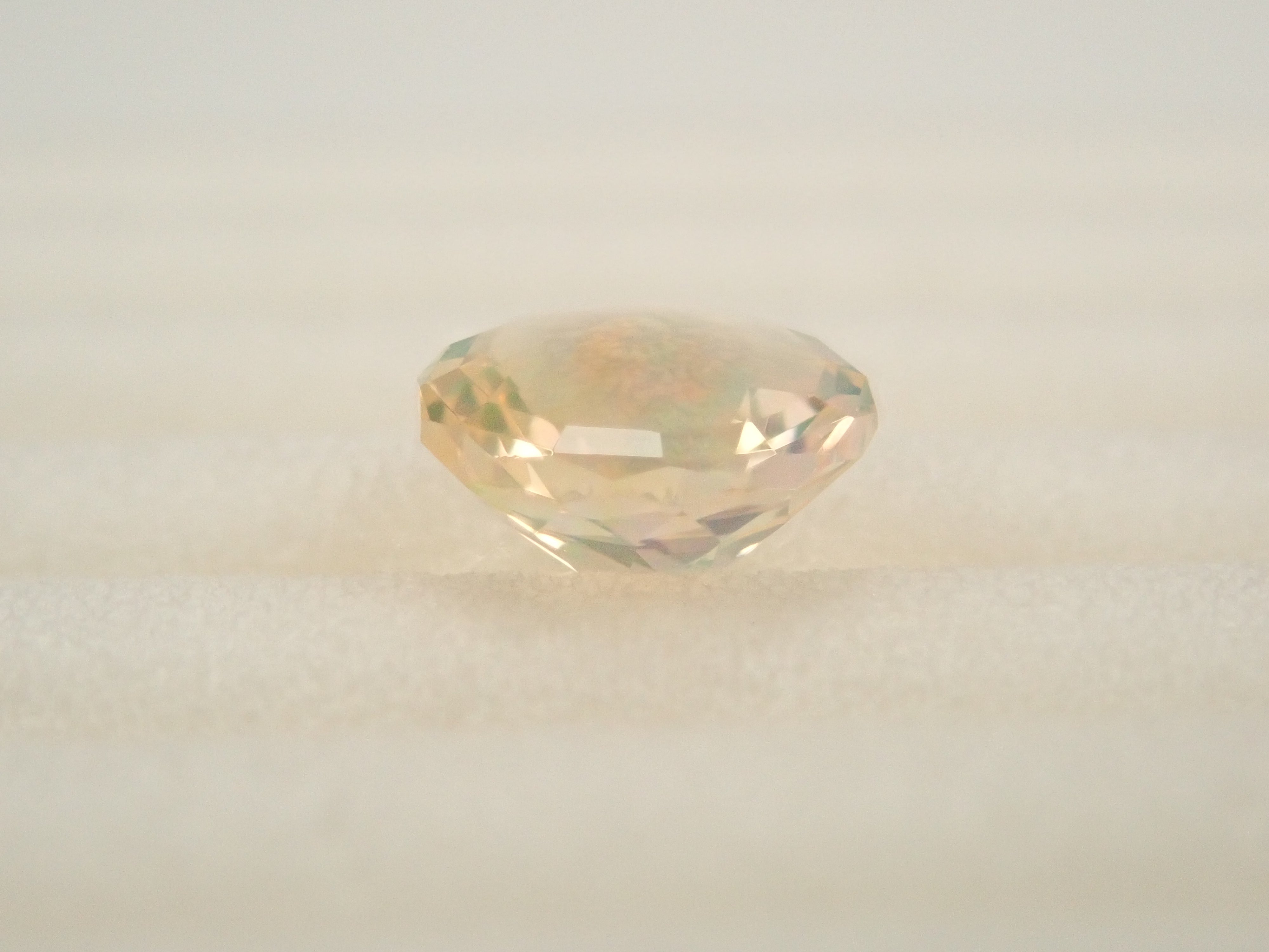 【11/14 22時販売】メキシコ産ファイアオパール(ファセットカット) 5.0mm/0.309ctルース