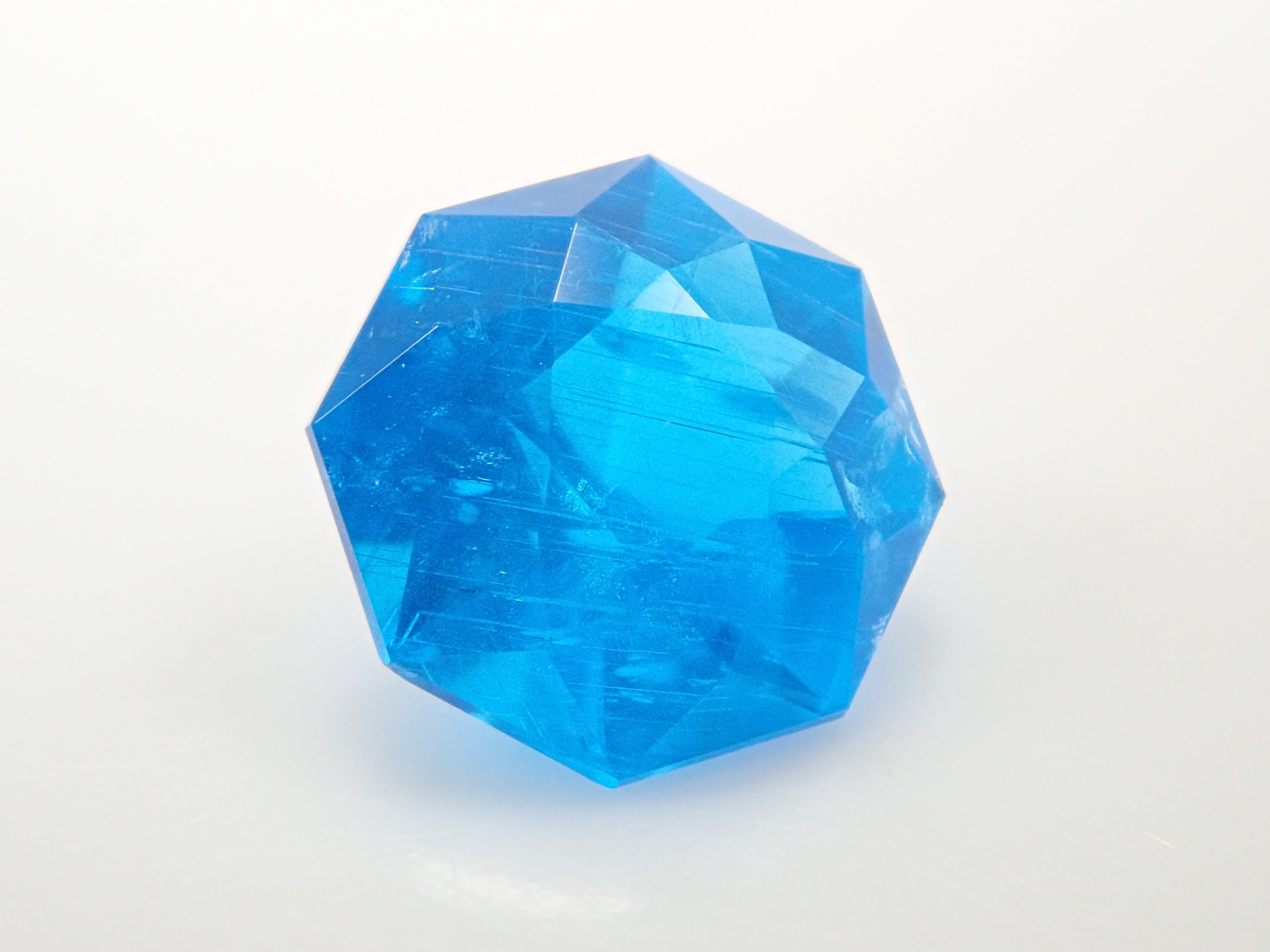 【11/6 22時販売】マダガスカル産ブルーアパタイト 0.527ctルース