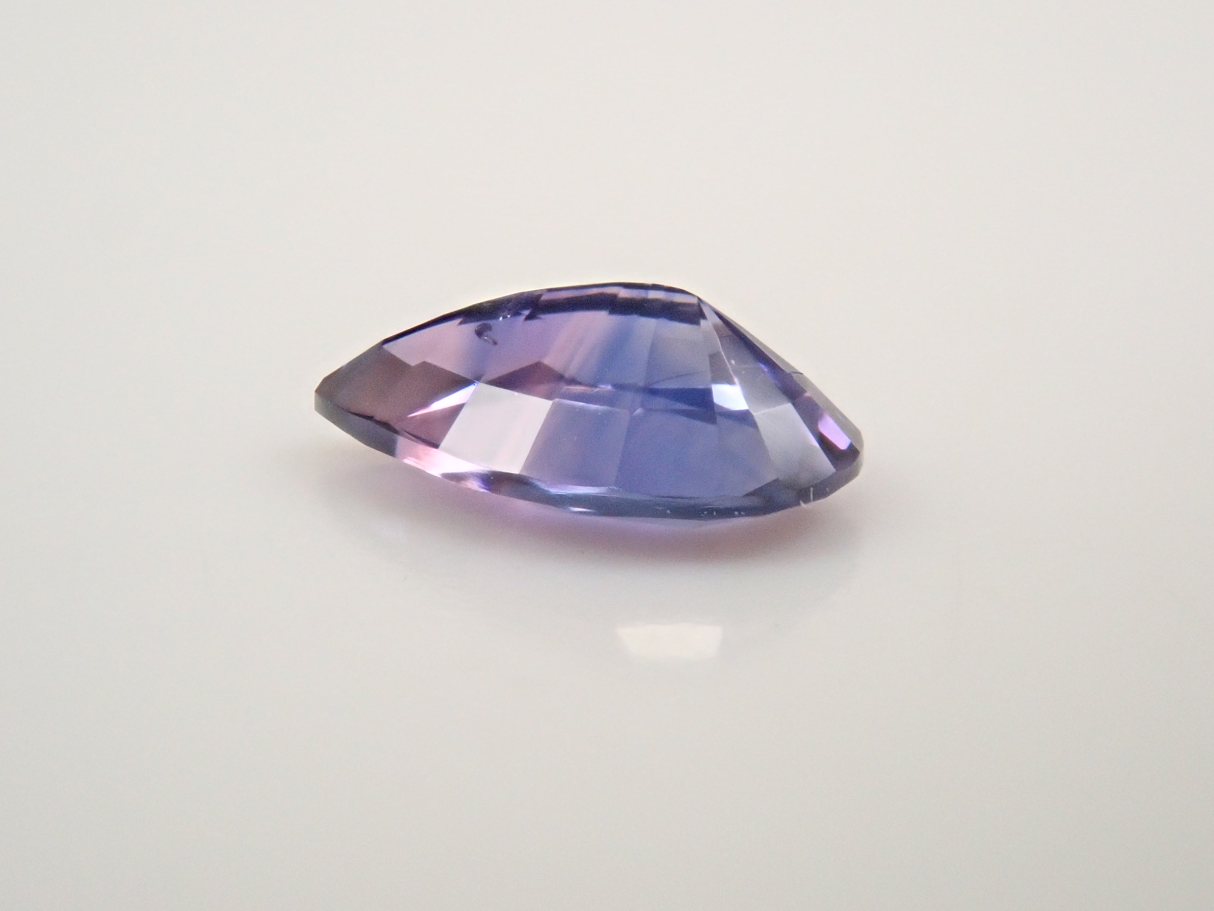 【11/22 22時販売】タンザニア産バイカラーサファイア 0.299ctルース