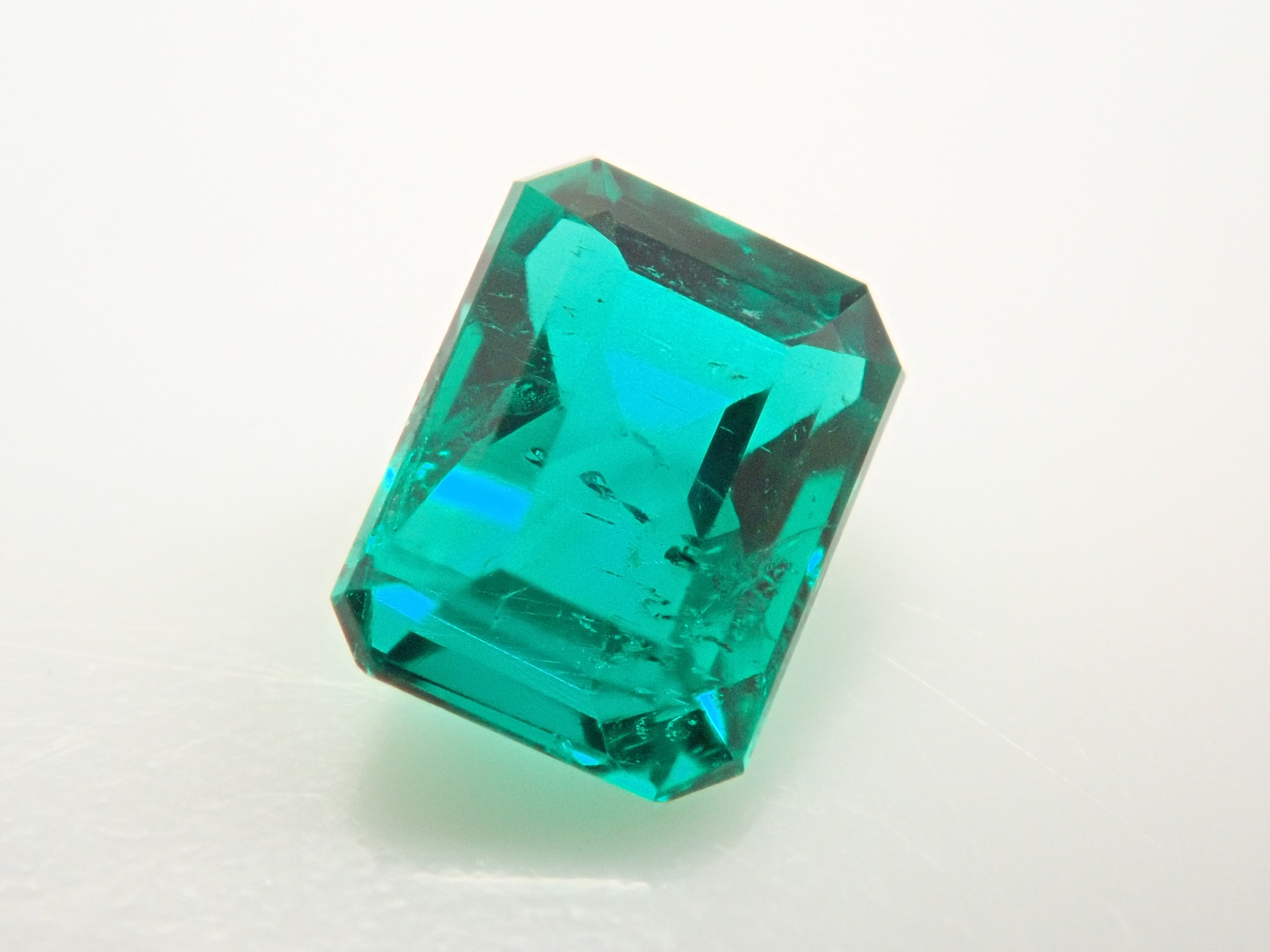 【11/3 22時販売】コロンビア産エメラルド 0.176ctルース