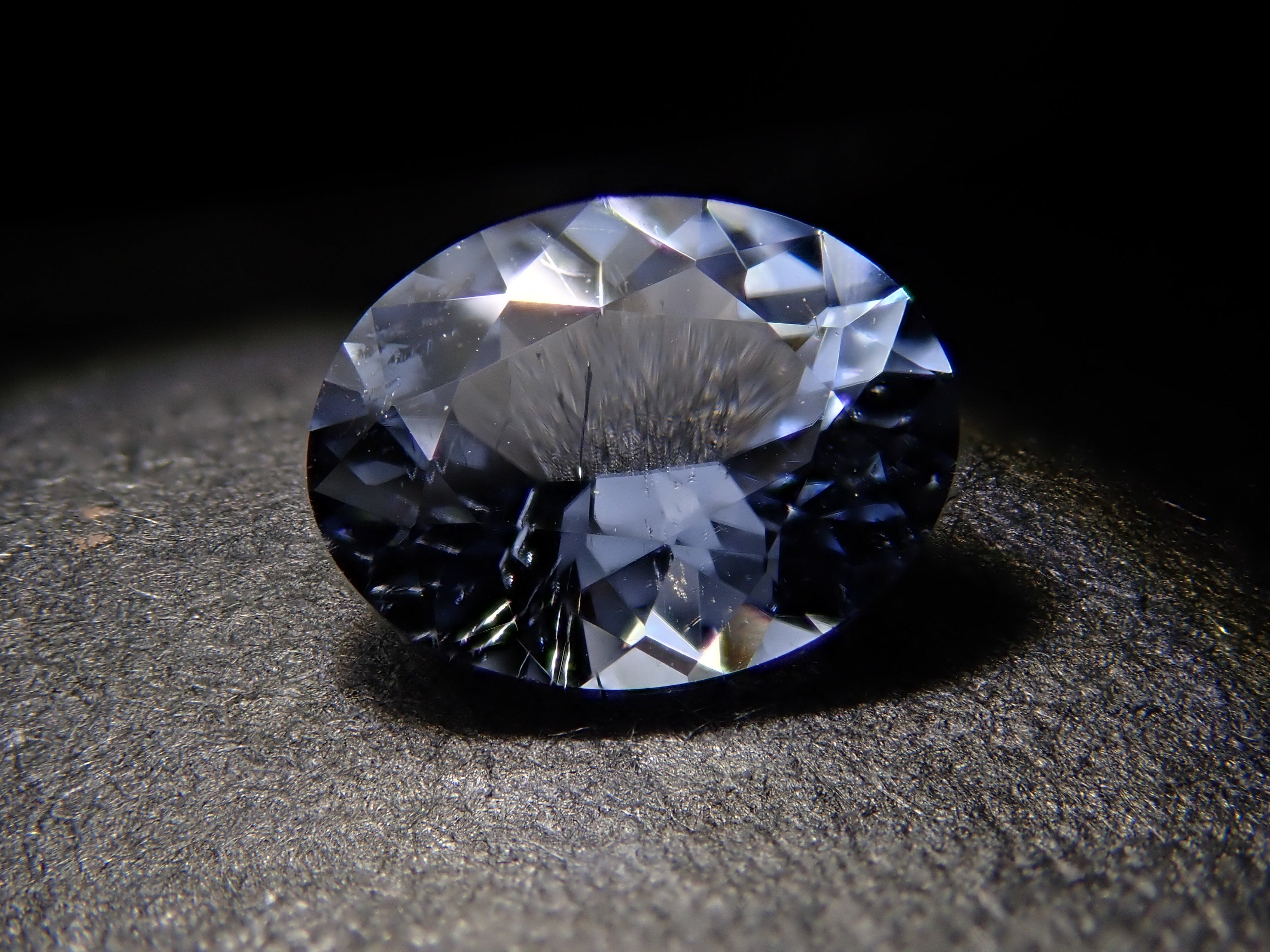 【11/3 22時販売】グレートルマリン 0.486ctルース 鑑別書