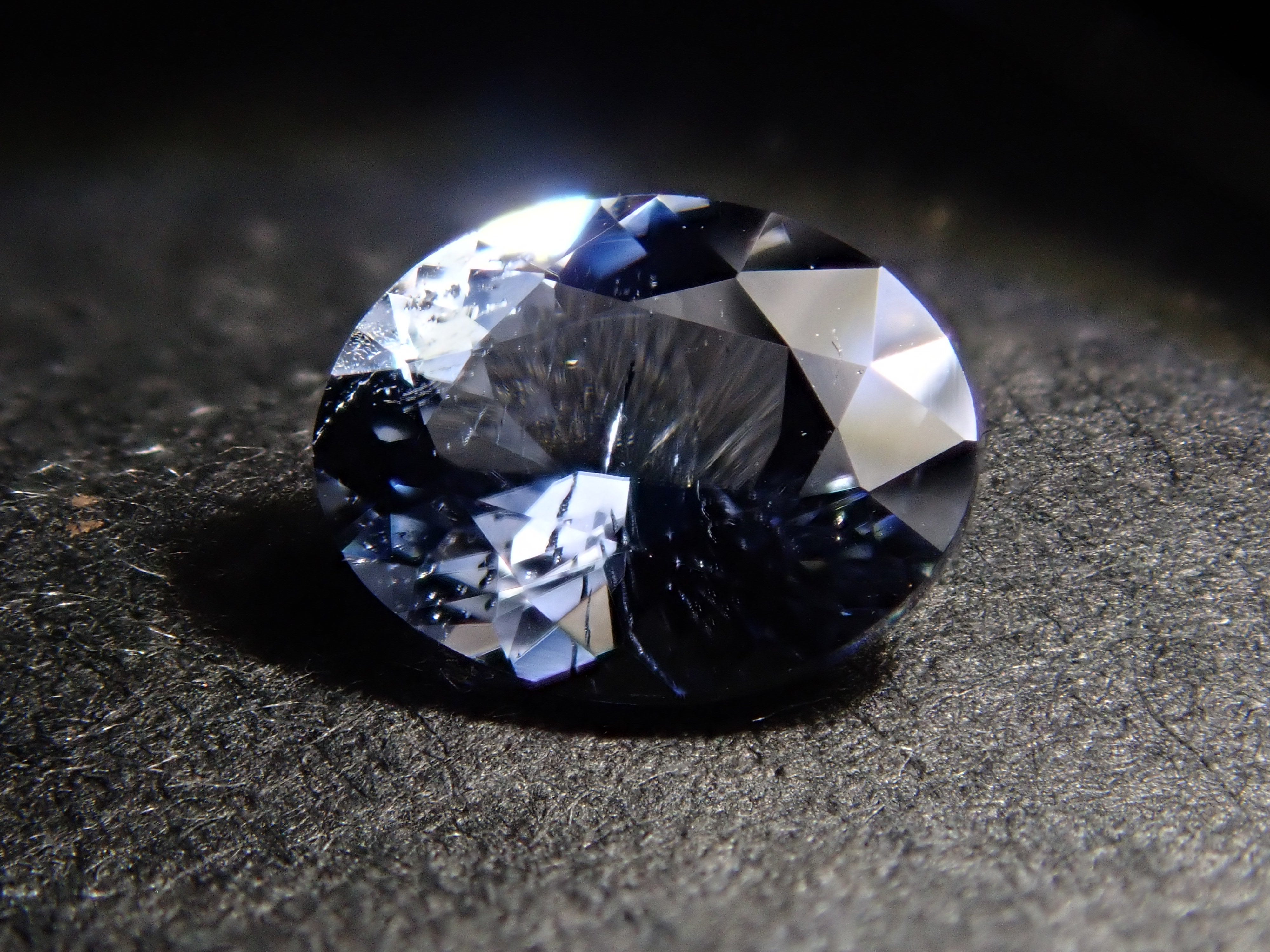 【11/3 22時販売】グレートルマリン 0.486ctルース 鑑別書