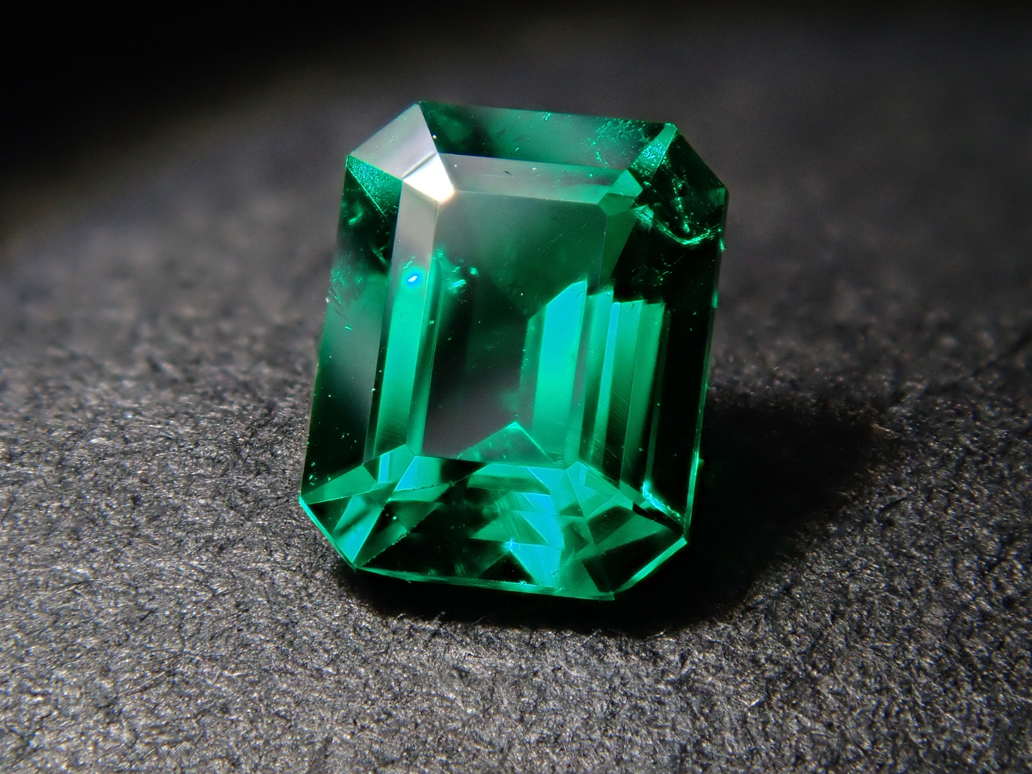 【11/23 22時販売】コロンビア産ノンオイルエメラルド 0.220ctルース GIA