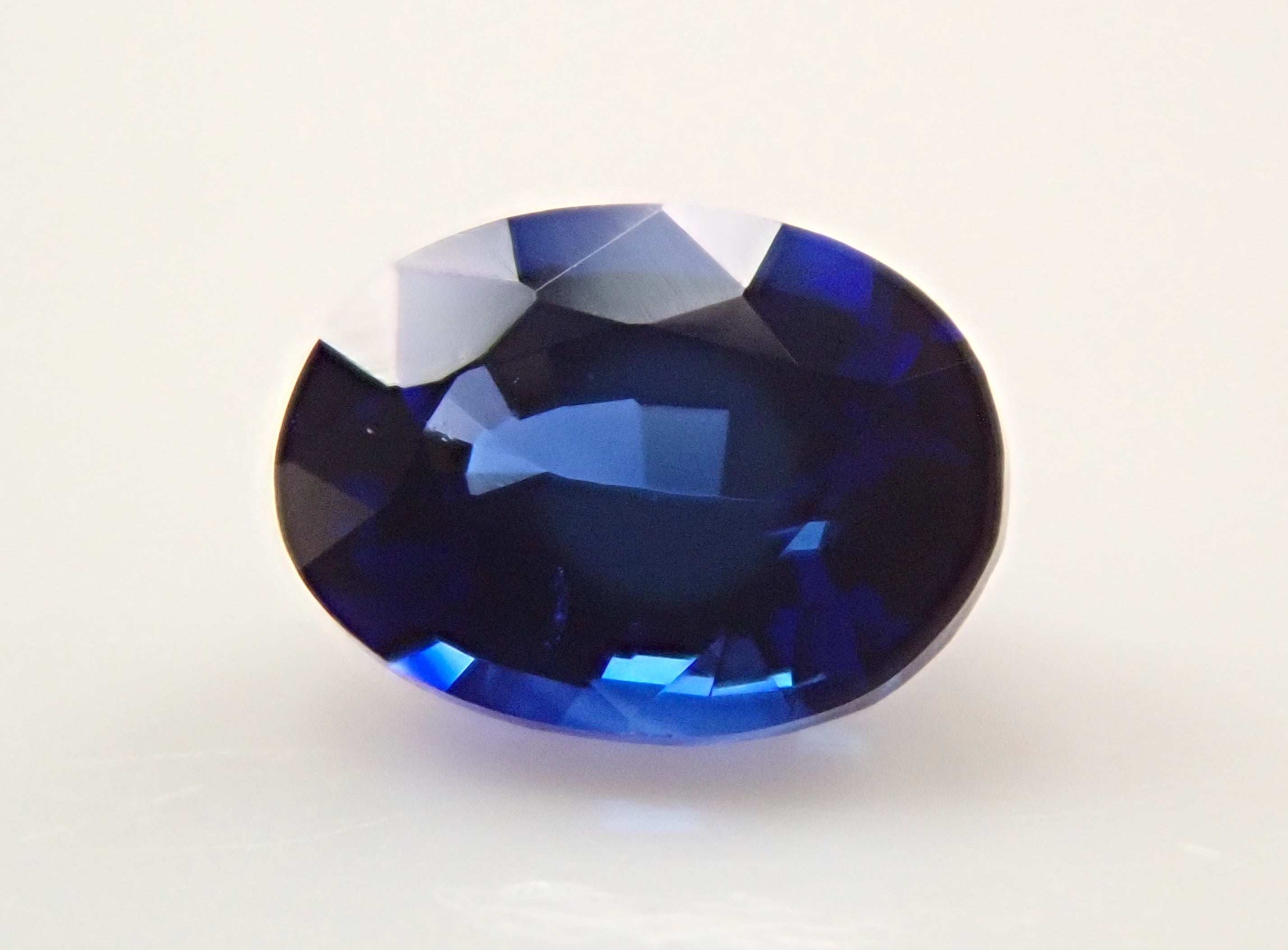 スリランカ産ブルーサファイア 0.187ctルース