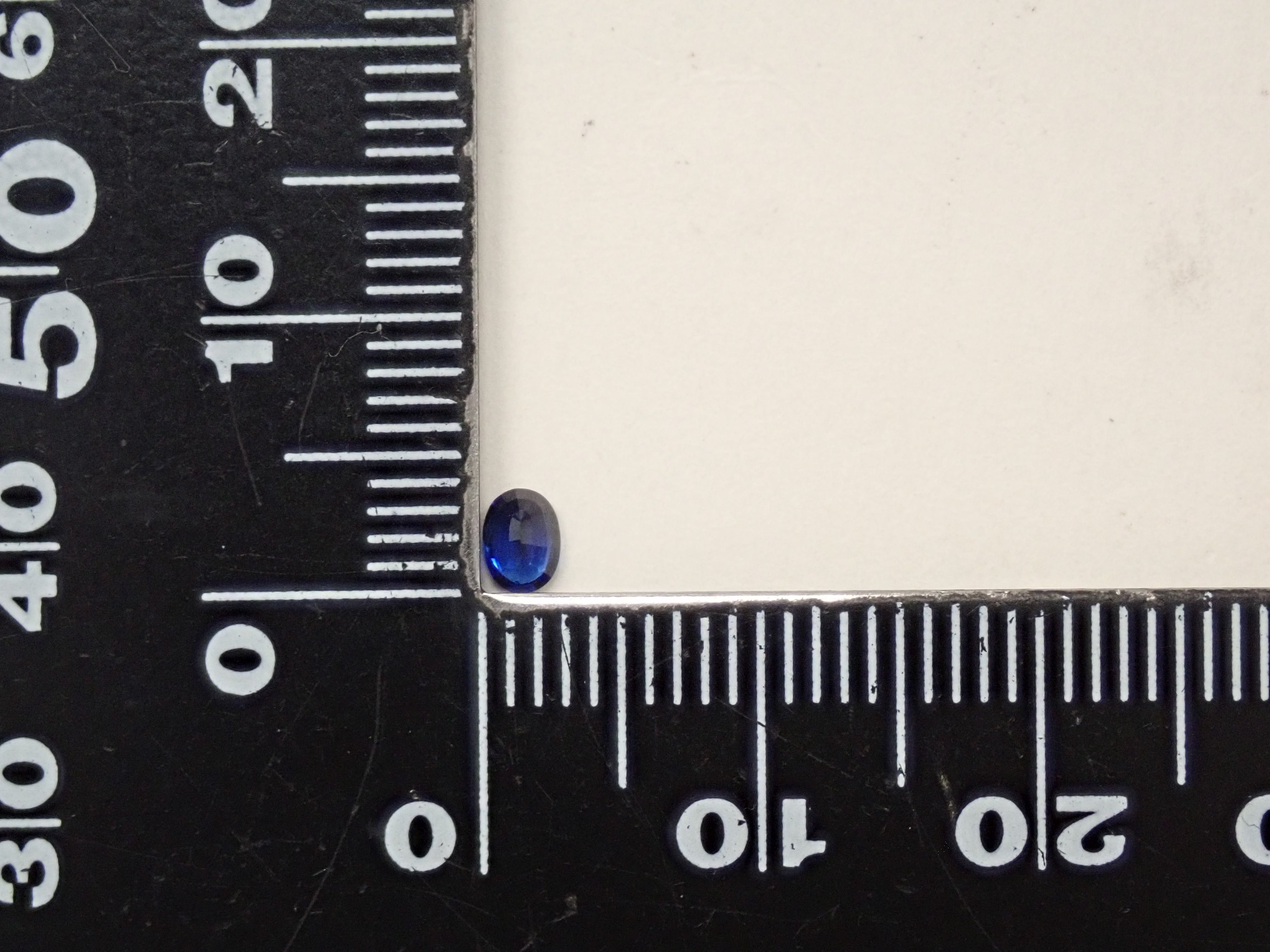 スリランカ産ブルーサファイア 0.187ctルース