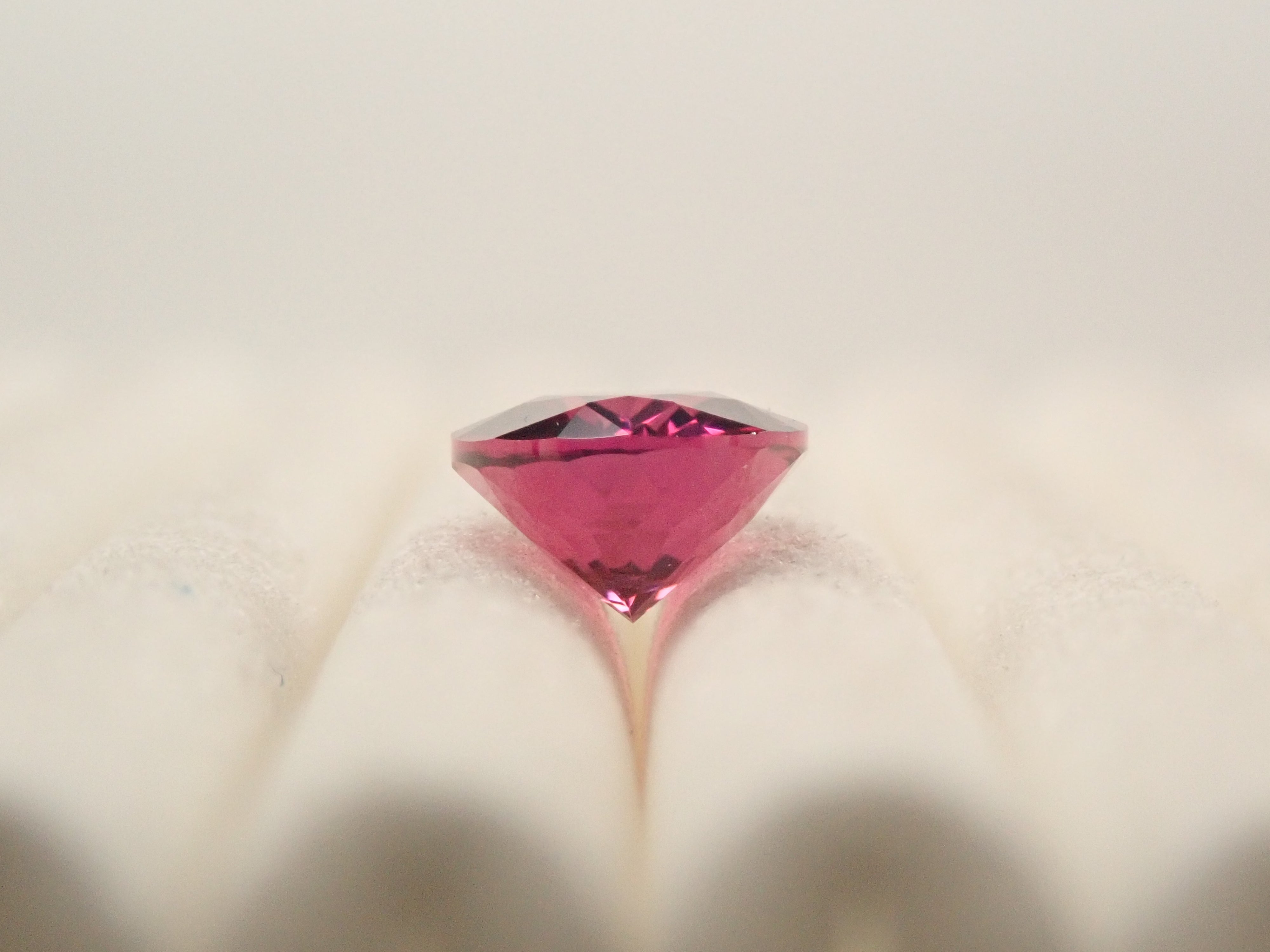 モザンビーク産ルベライト 0.814ctルース