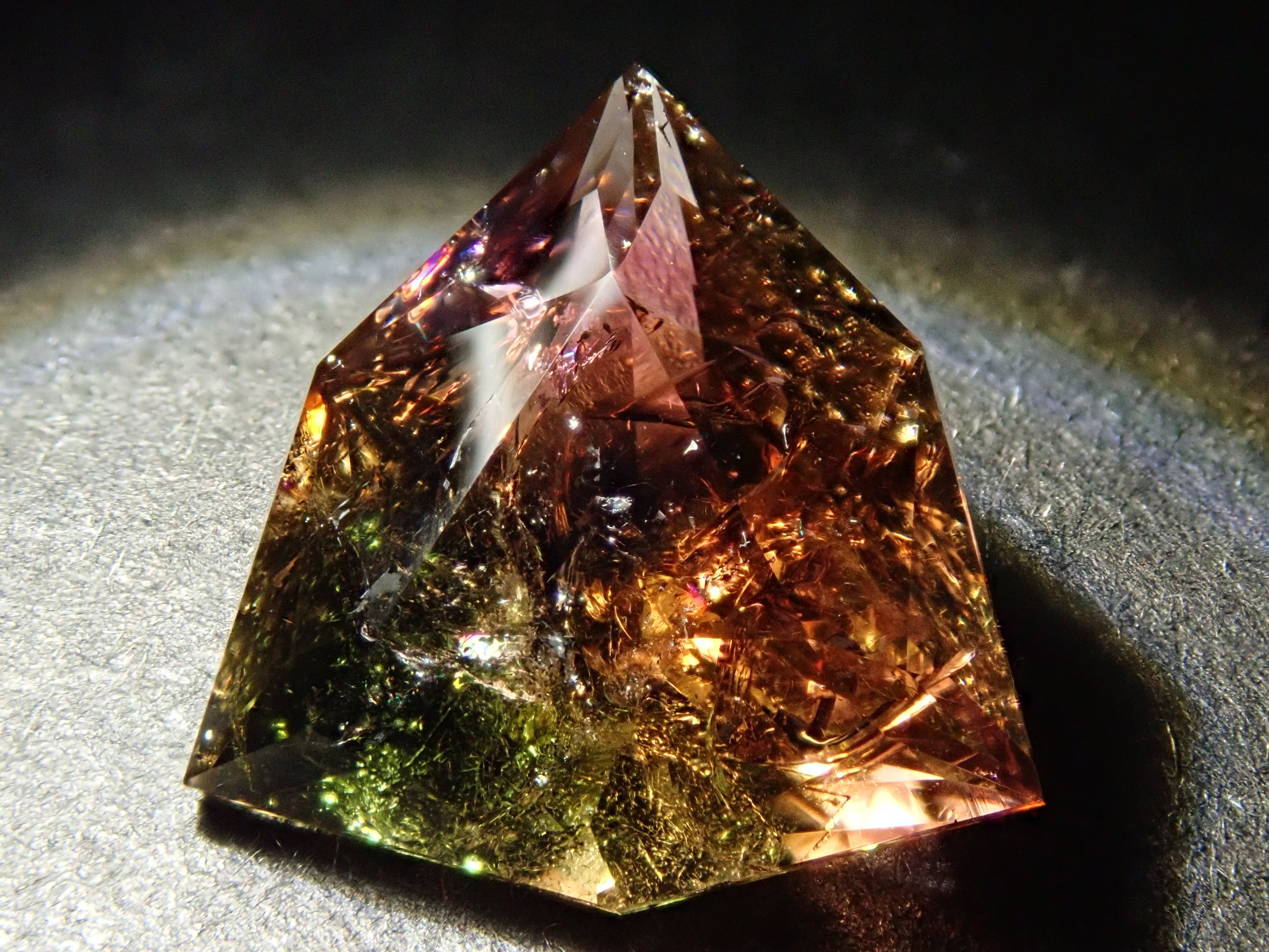 イリュージョンバイカラートルマリン 3.202ctルース