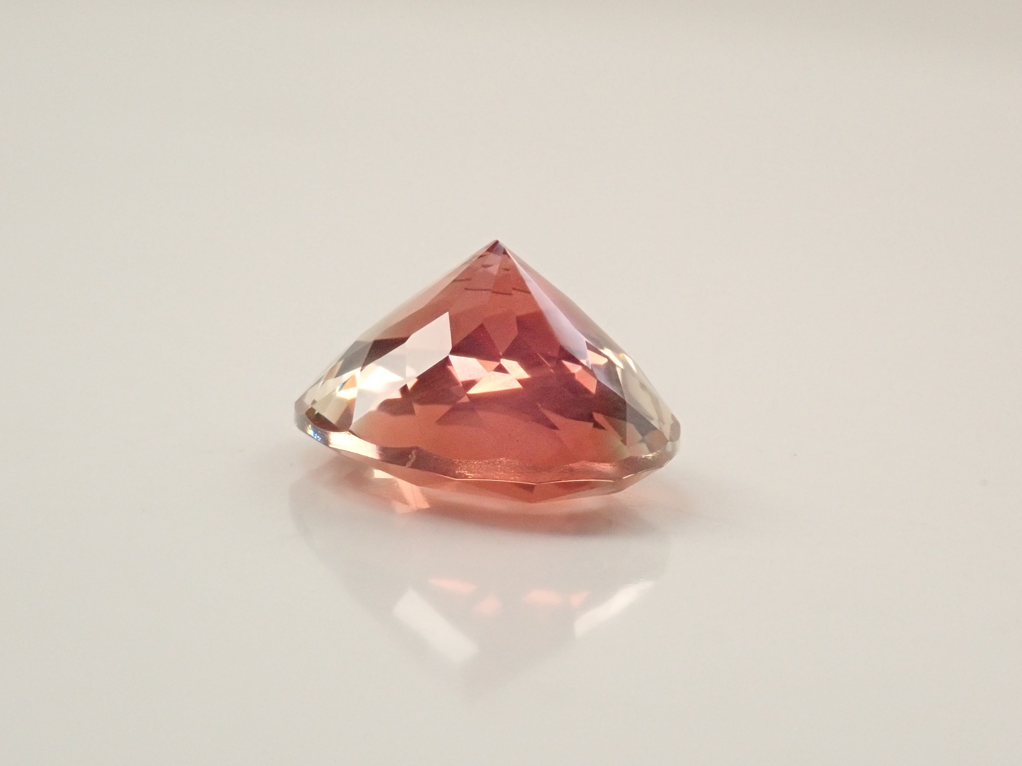 【抽選販売110907】アメリカ産オレゴンサンストーン 4.678ctルース