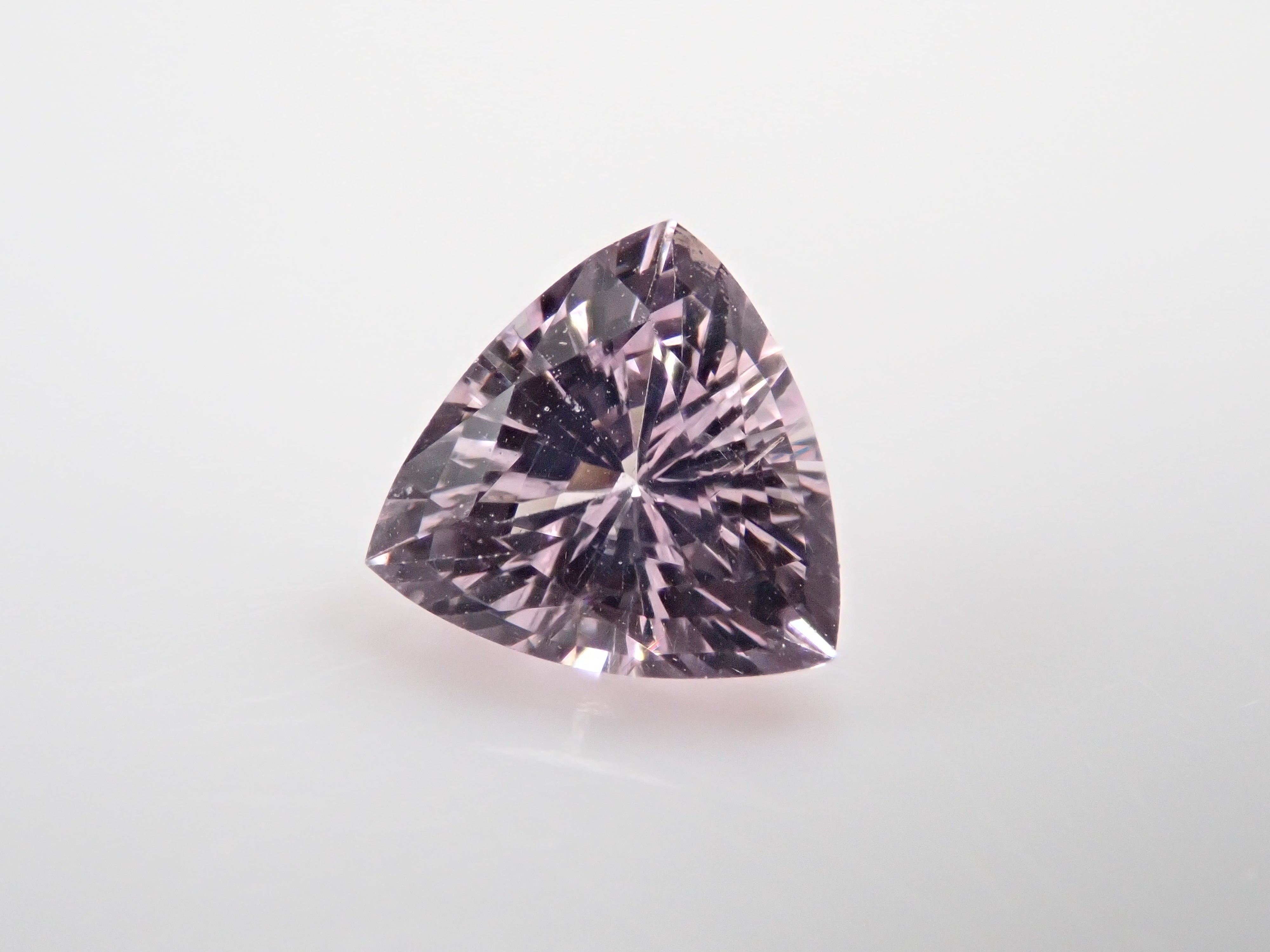 ピンクサファイア 0.881ctルース