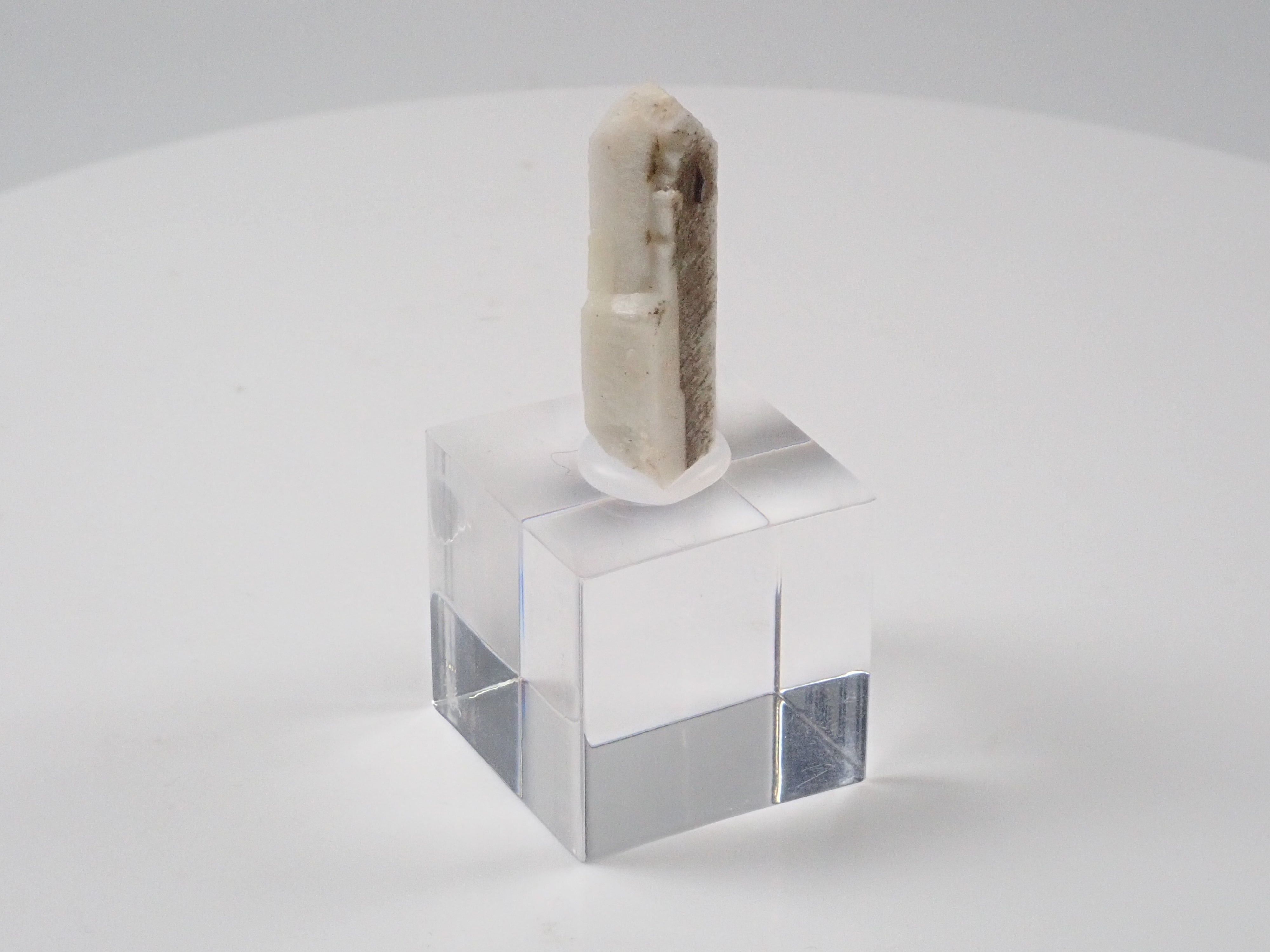 Pork stone + feldspar from Ebikawa Village, Gifu Prefecture + rhodochrosite from Hokkaido 3-stone set {Multiple purchase discounts available}