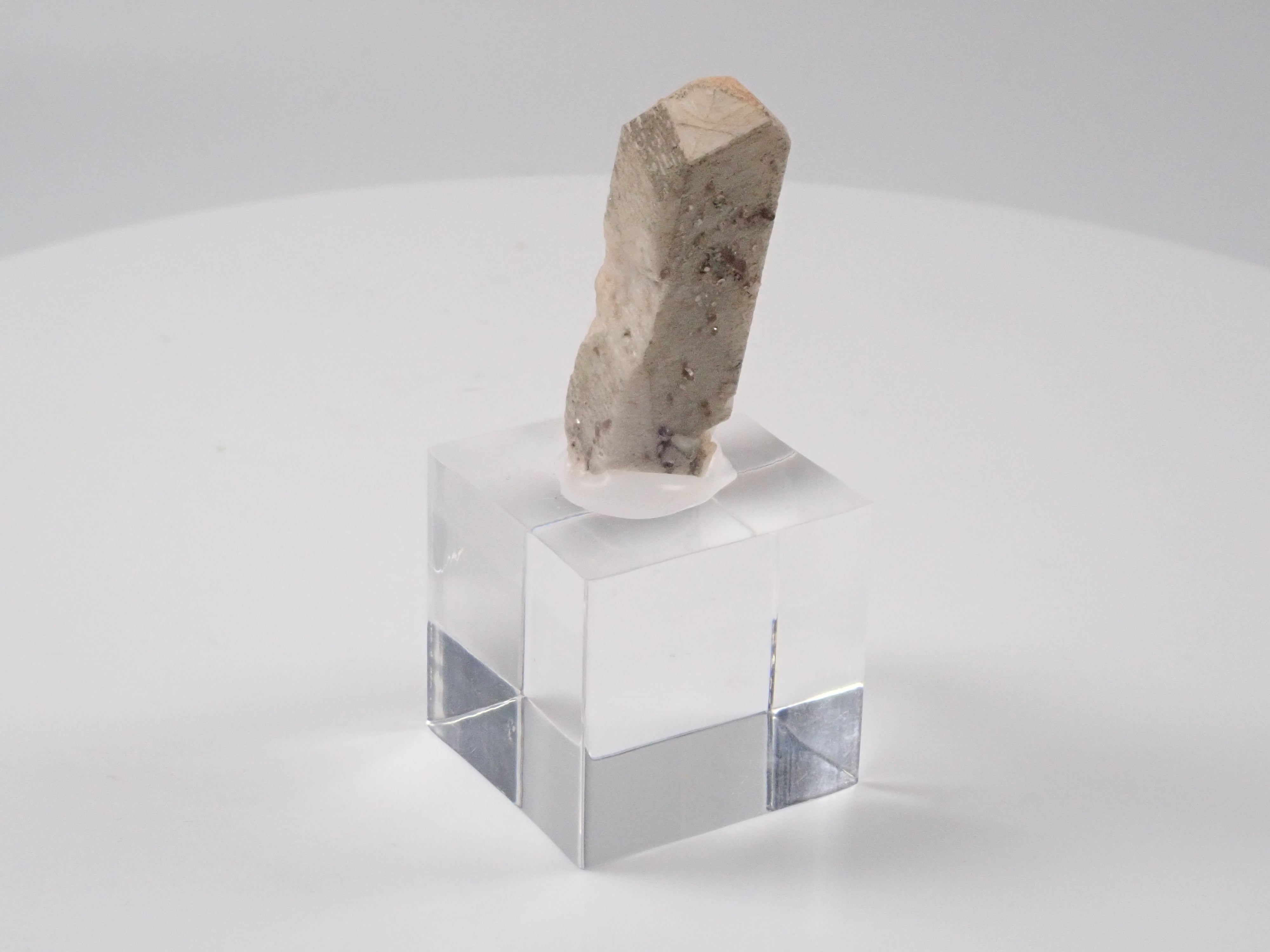 Pork stone + feldspar from Ebikawa Village, Gifu Prefecture + rhodochrosite from Hokkaido 3-stone set {Multiple purchase discounts available}