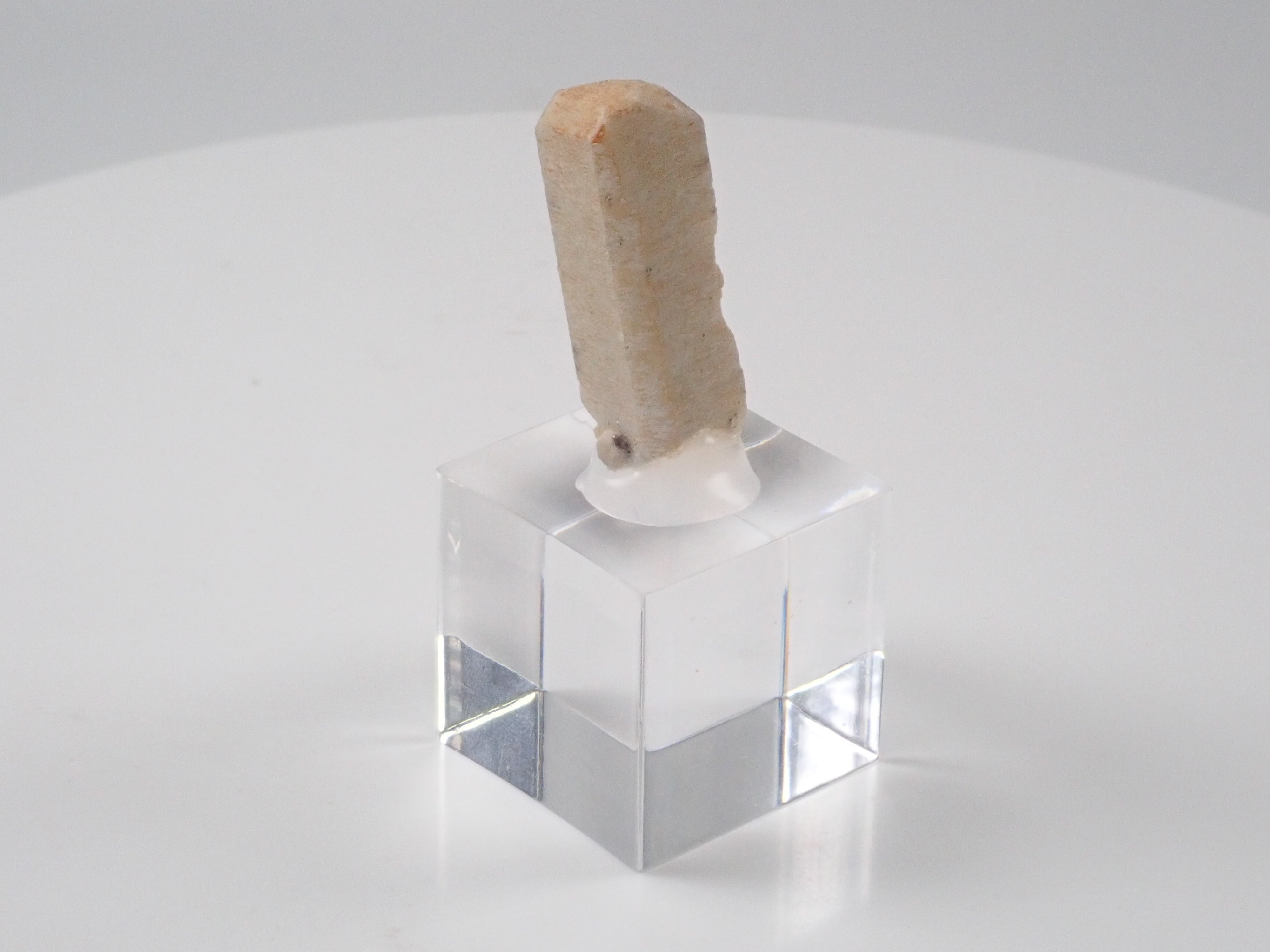 Pork stone + feldspar from Ebikawa Village, Gifu Prefecture + rhodochrosite from Hokkaido 3-stone set {Multiple purchase discounts available}