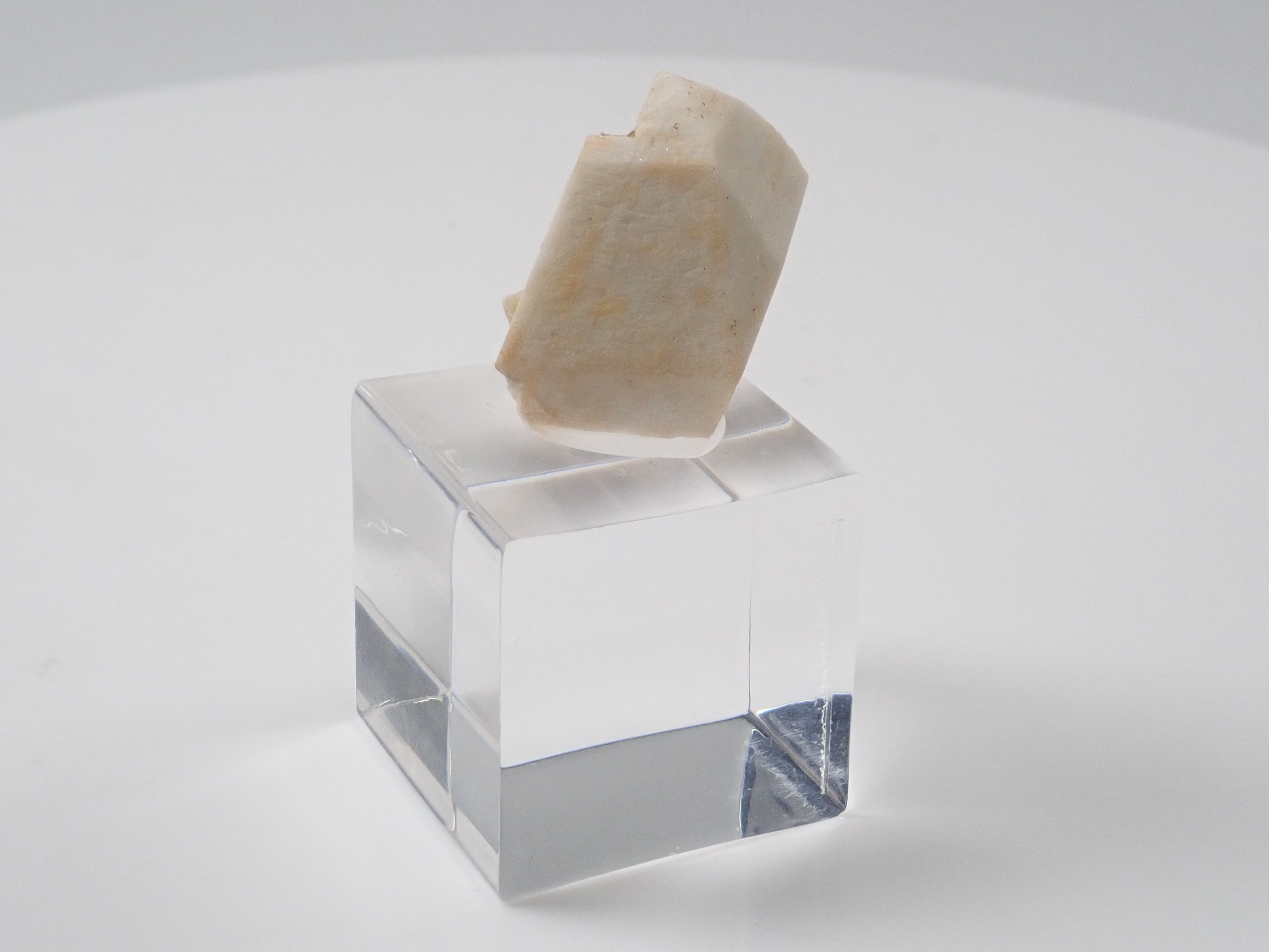 Pork stone + feldspar from Ebikawa Village, Gifu Prefecture + rhodochrosite from Hokkaido 3-stone set {Multiple purchase discounts available}