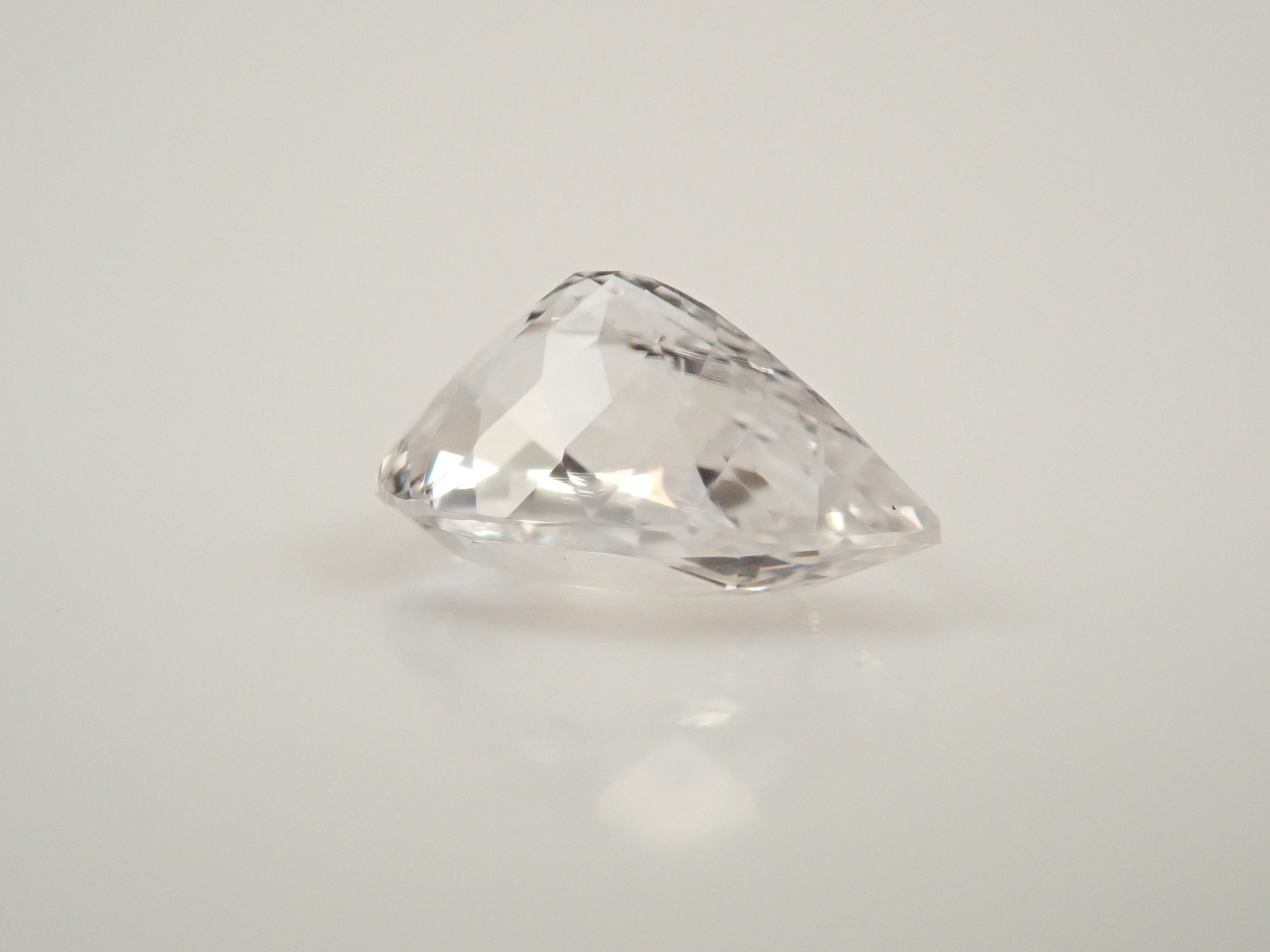 【11/13 22時販売】ロシア産フェナカイト 0.520ctルース