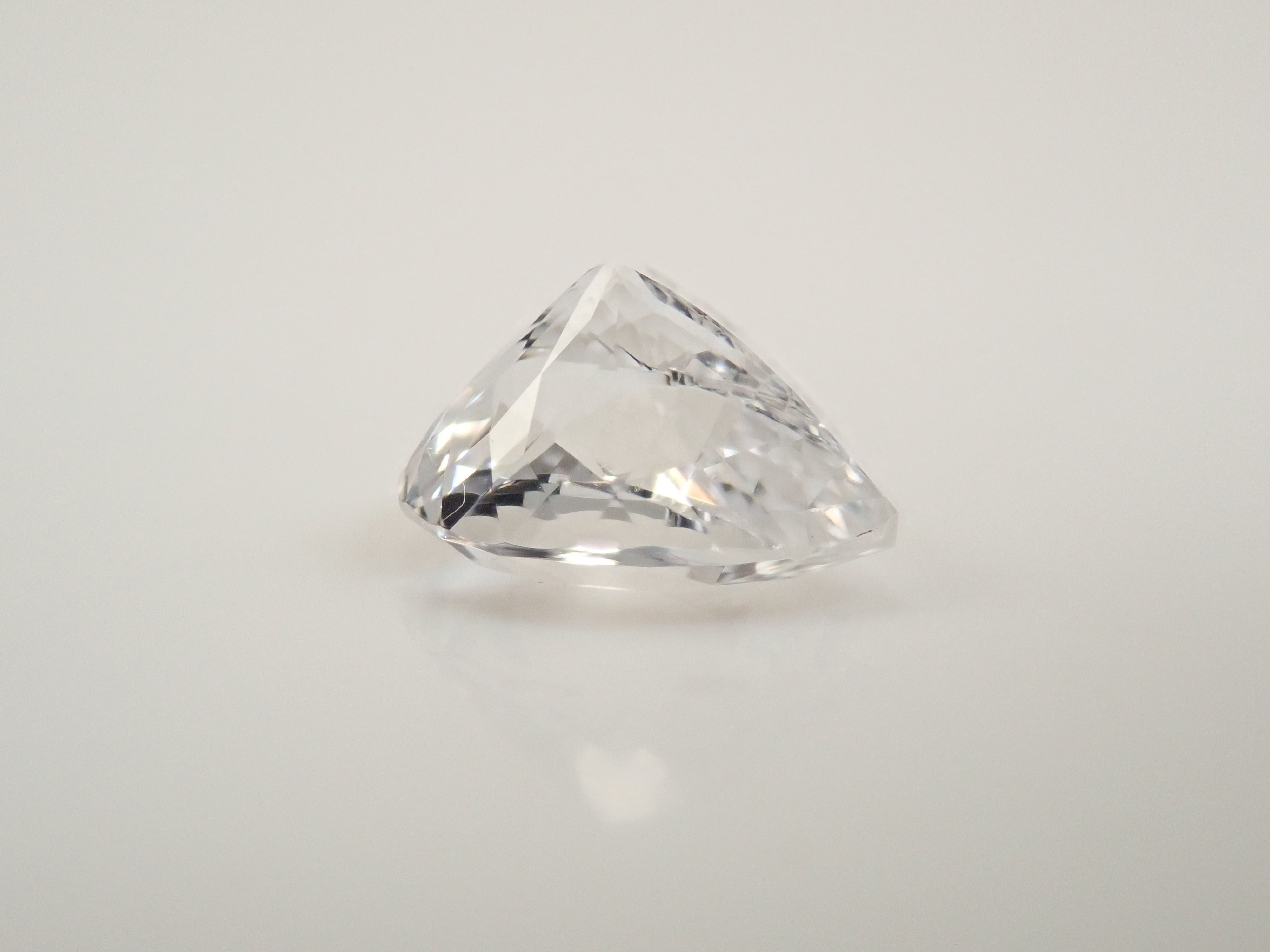 【11/13 22時販売】ロシア産フェナカイト 0.899ctルース