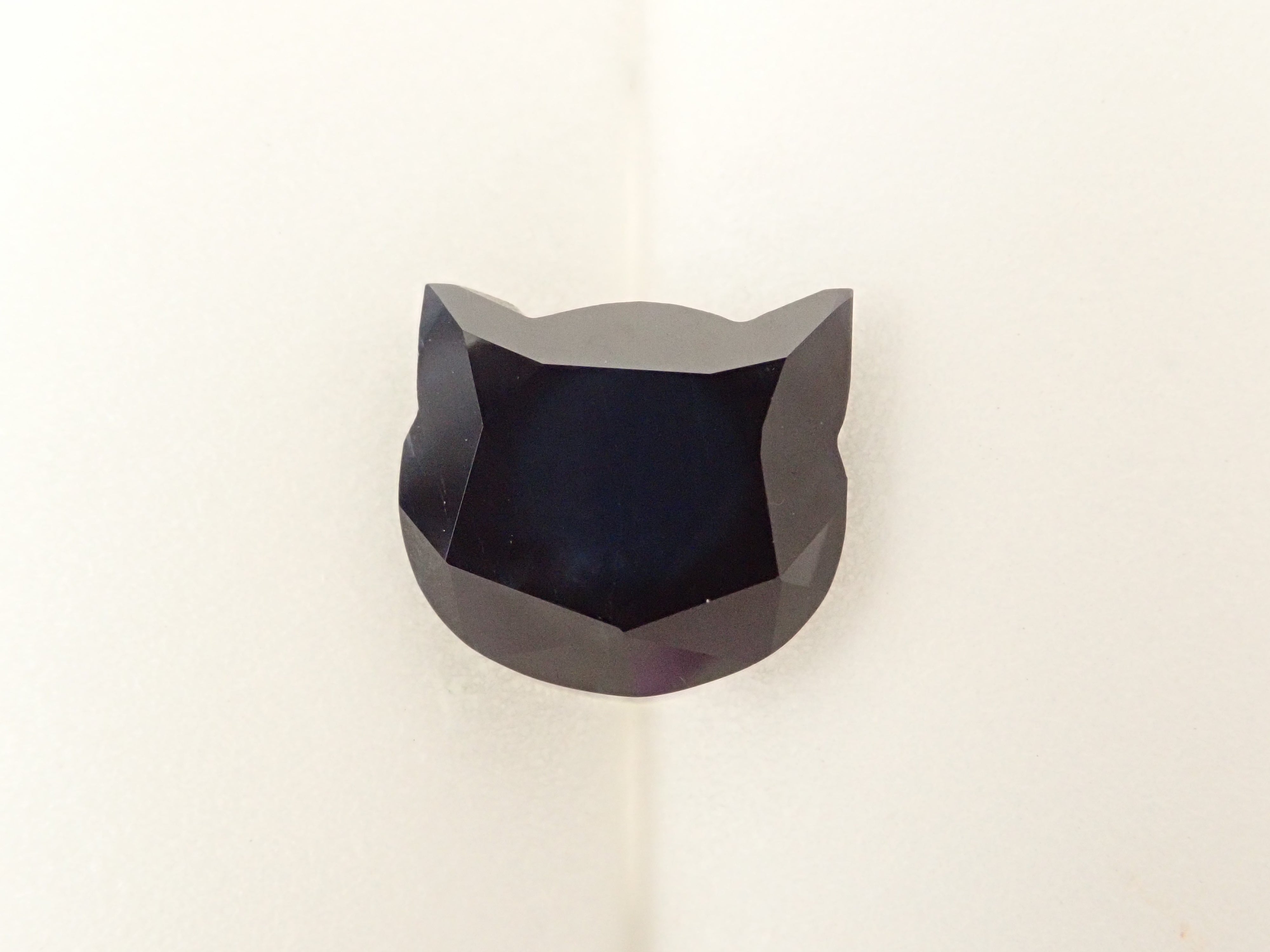 【猫カット】タイ産サファイア 4.746ctルース