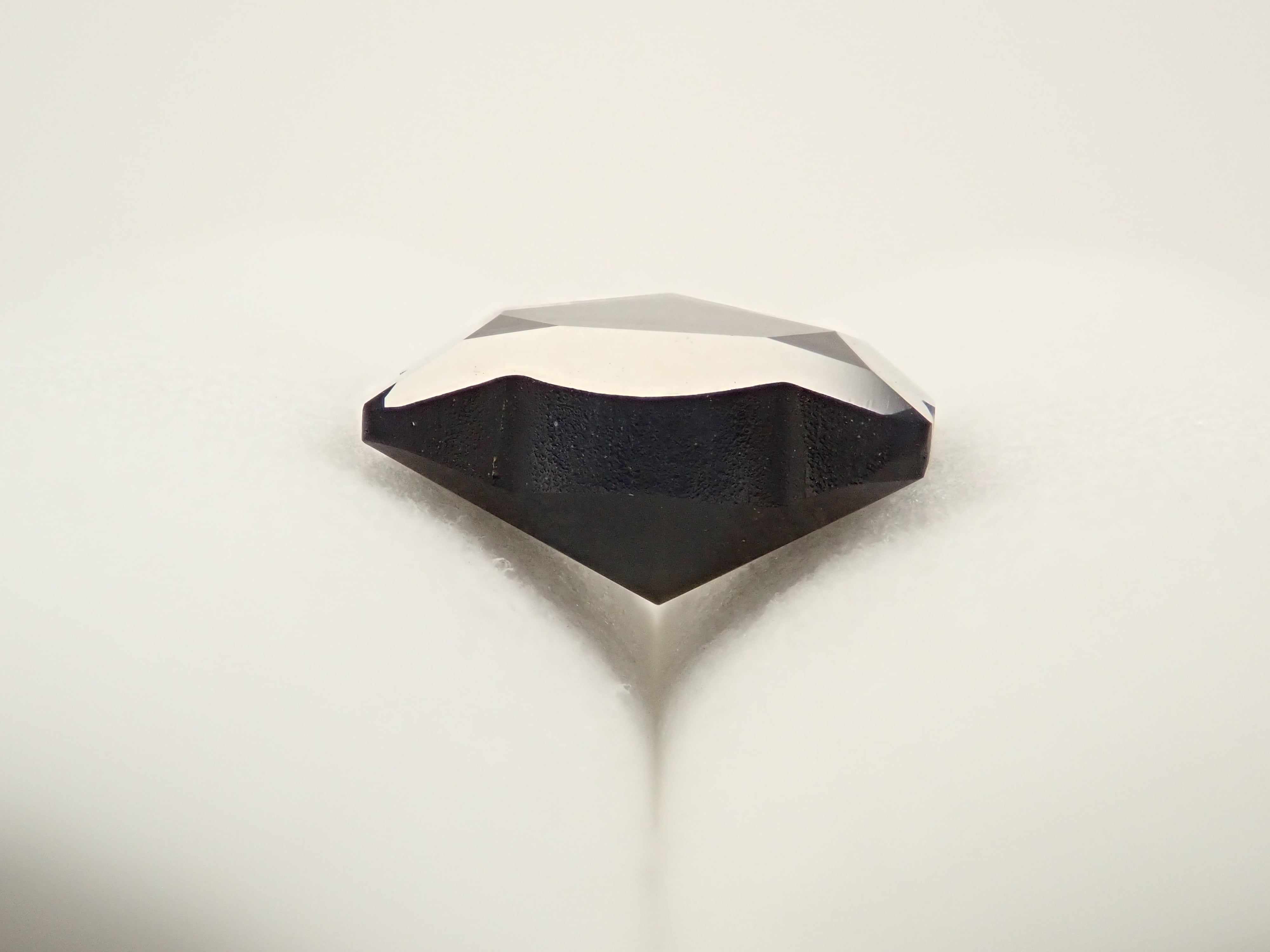 【猫カット】タイ産サファイア 4.746ctルース