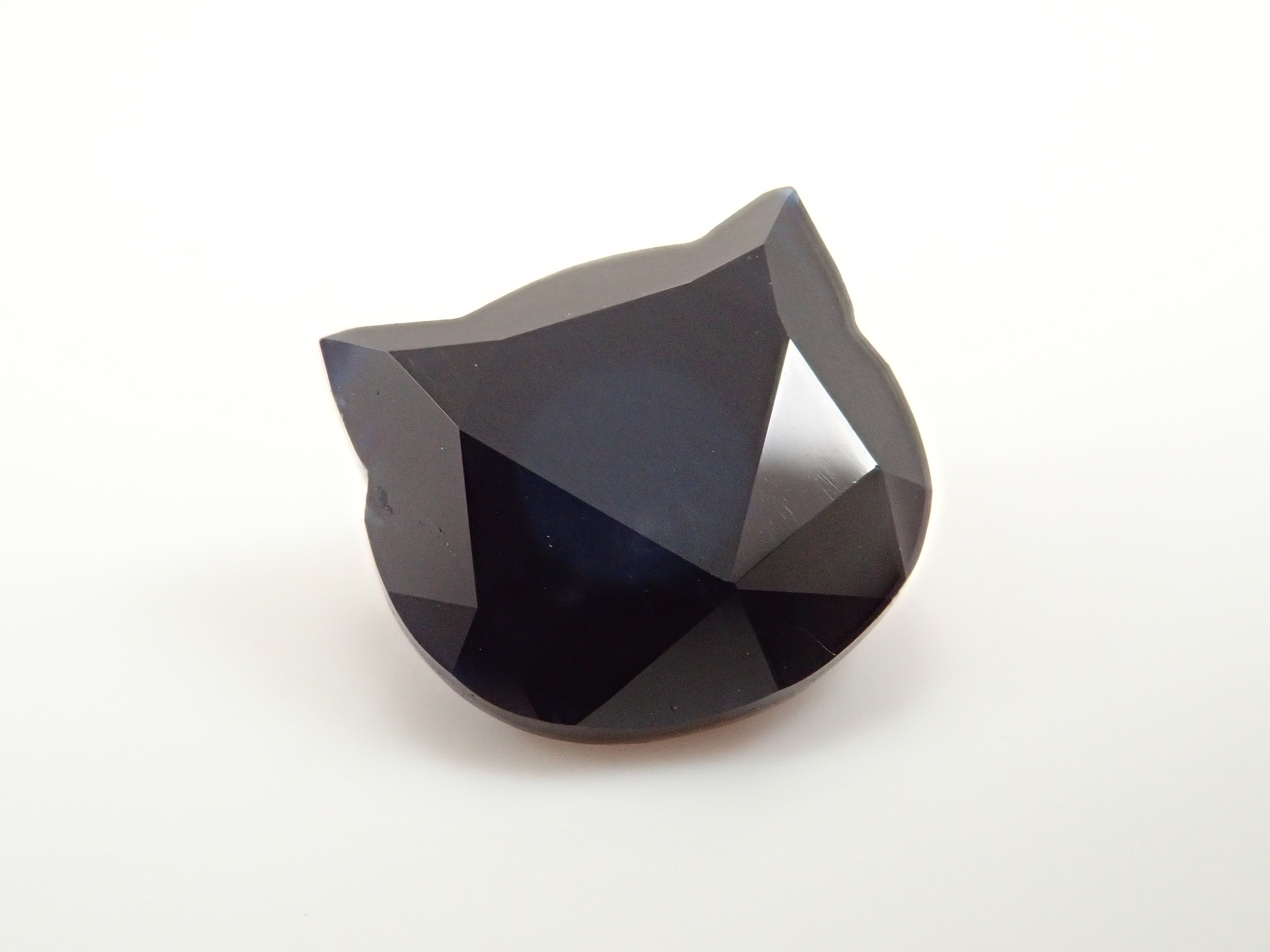 【猫カット】タイ産サファイア 4.746ctルース