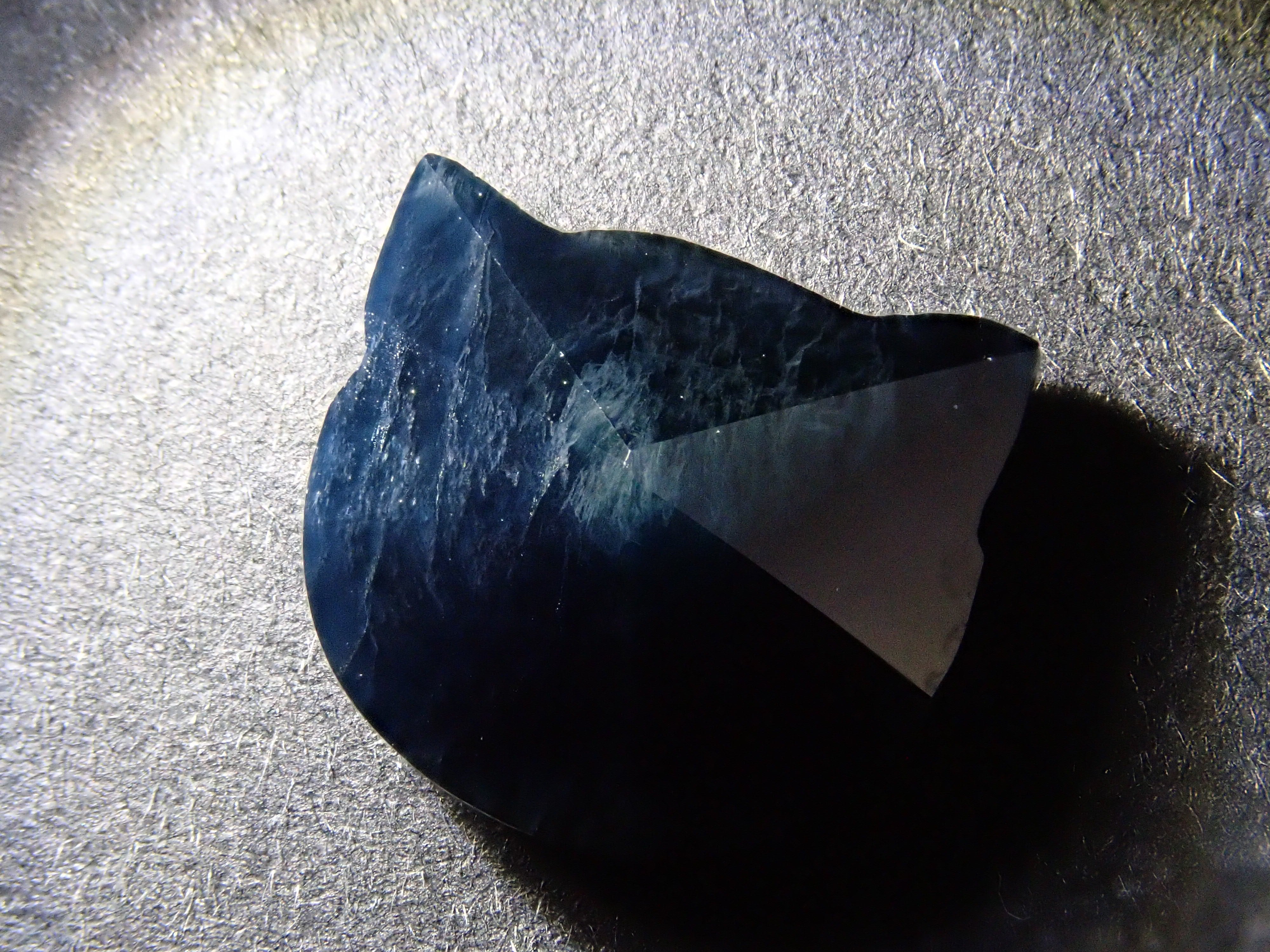 【猫カット】タイ産サファイア 5.255ctルース