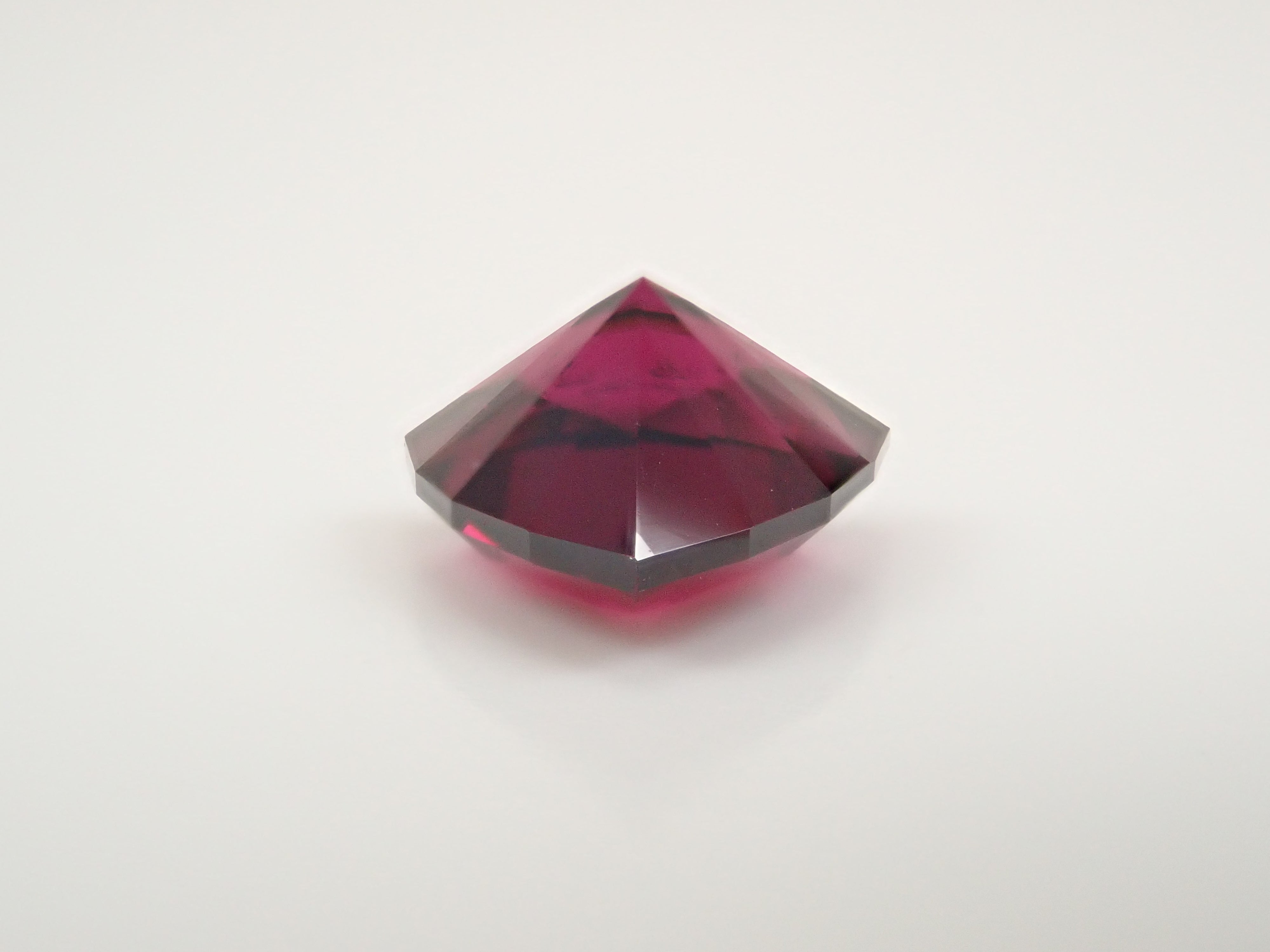 【11/20 22時販売】タンザニア産ロードライトガーネット 3.486ctルース