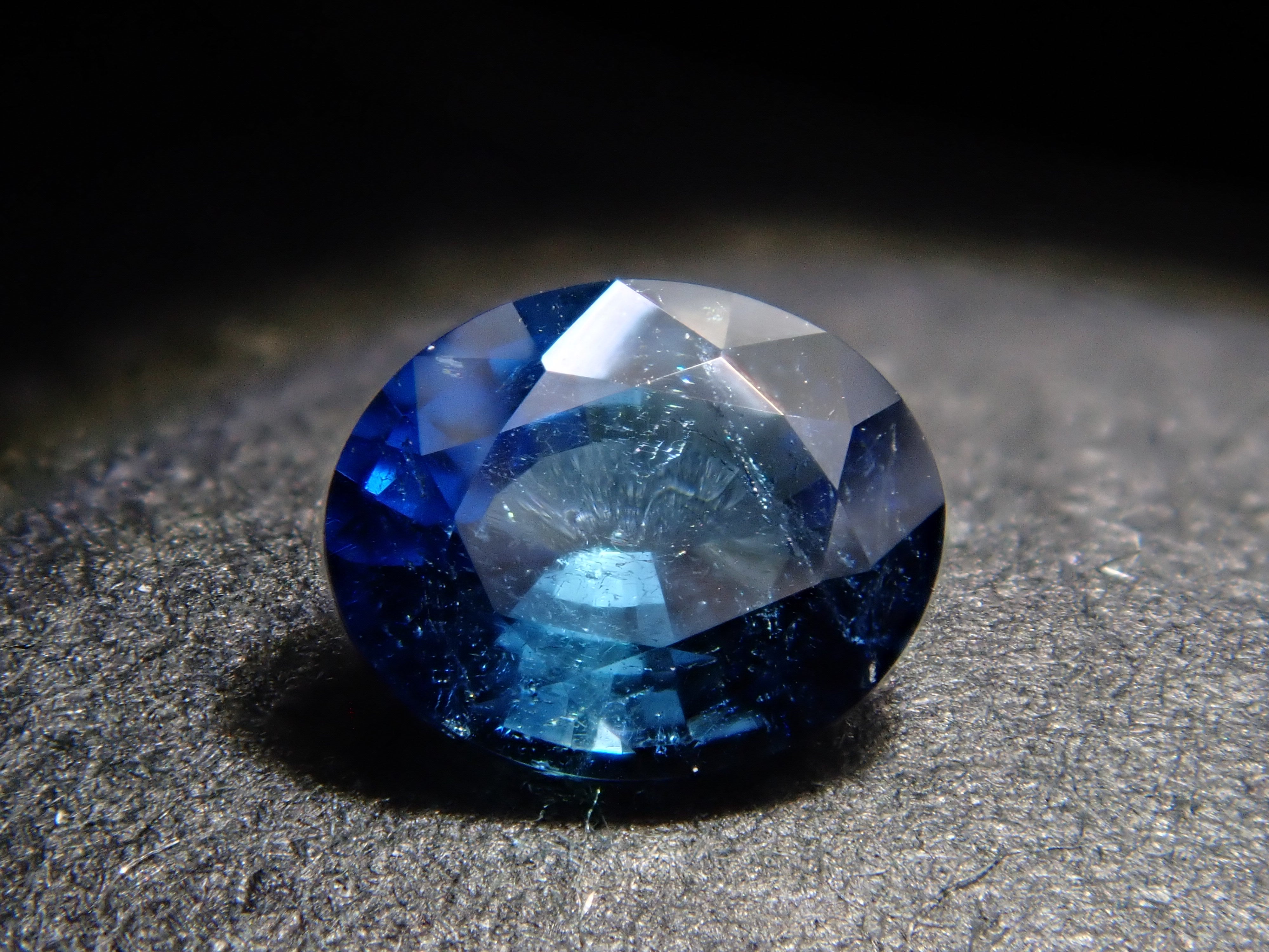 ブラジル産インディゴライトトルマリン 0.210ctルース 鑑別書