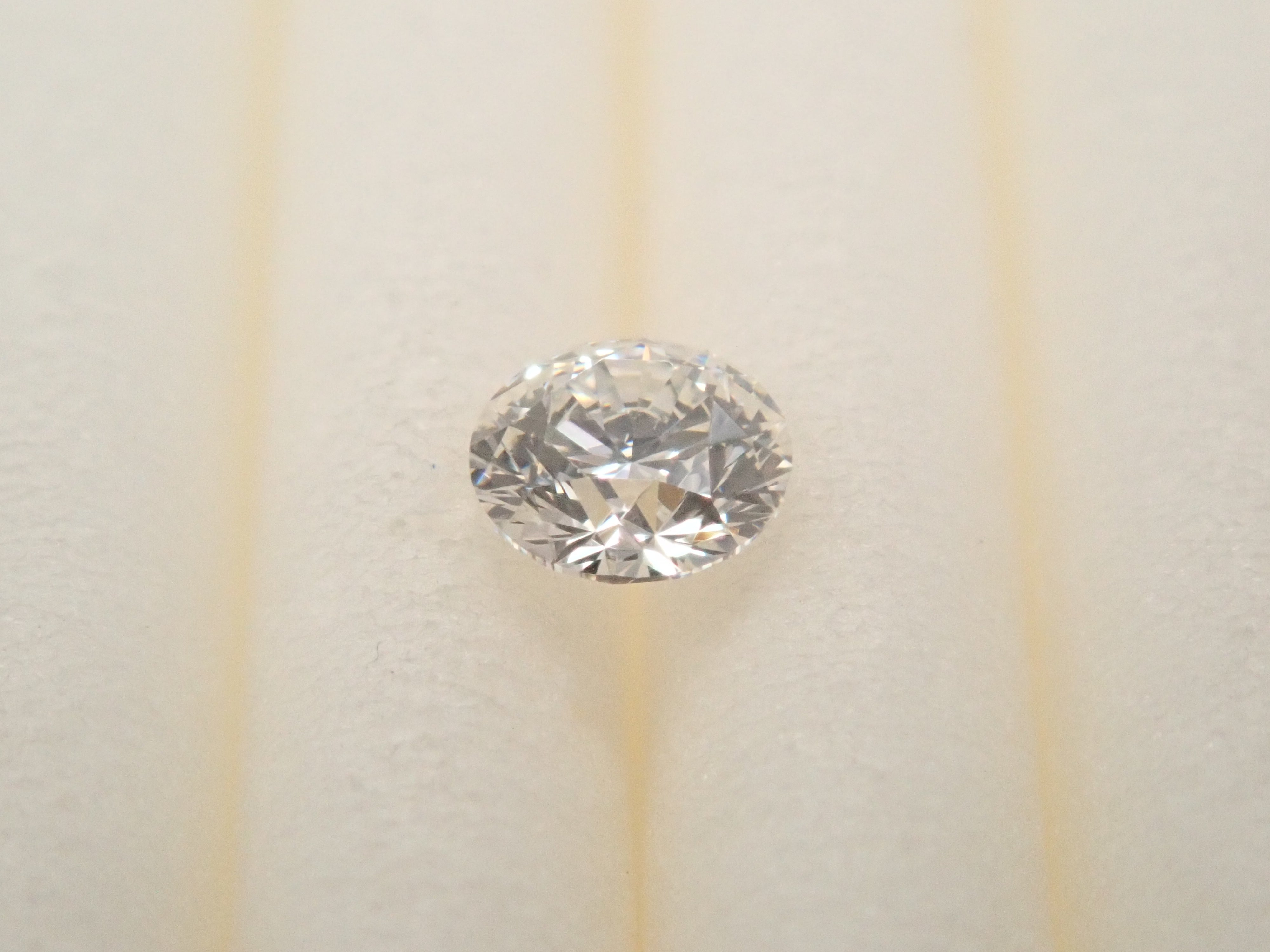 ダイヤモンド 3.2mm/0.132ctルース(G, VS-2, EXCELLENT)