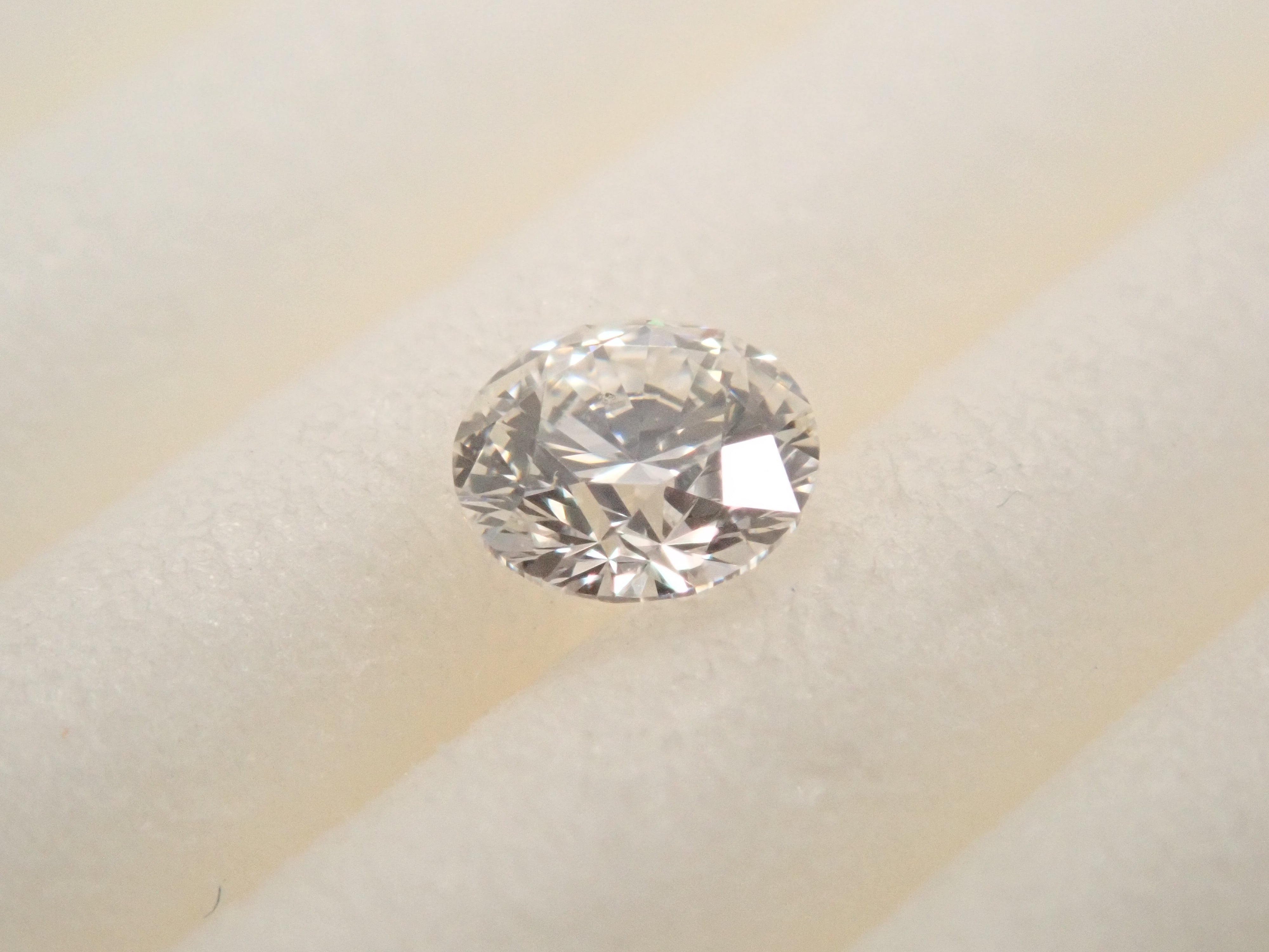 ダイヤモンド 3.2mm/0.132ctルース(G, VS-2, EXCELLENT)