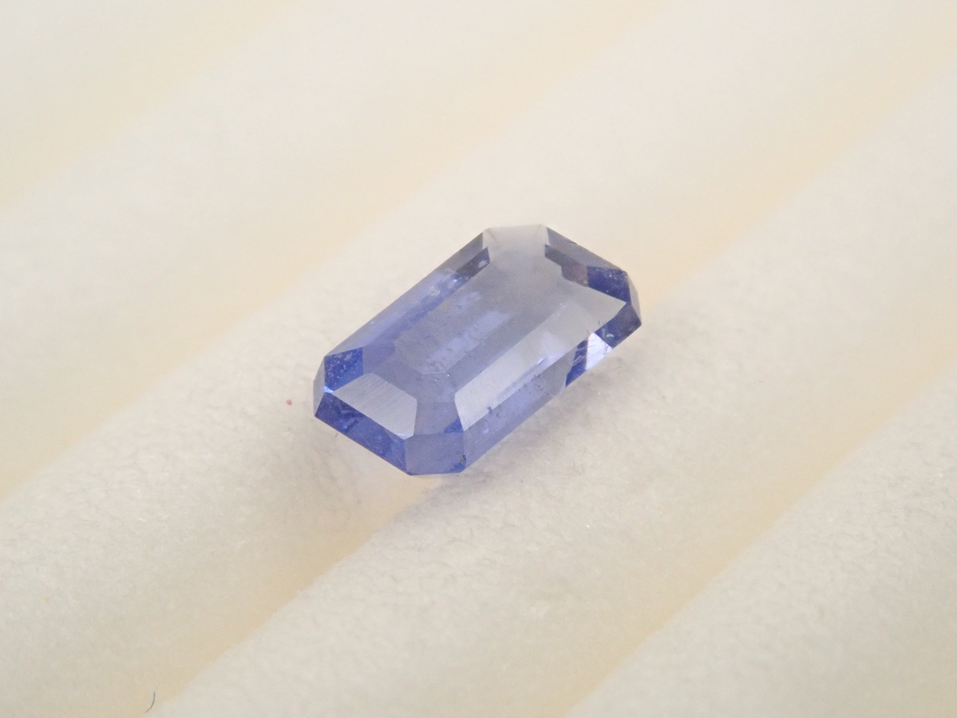 【11/22 22時販売】アフガニスタン産ハックマナイト 0.177ctルース