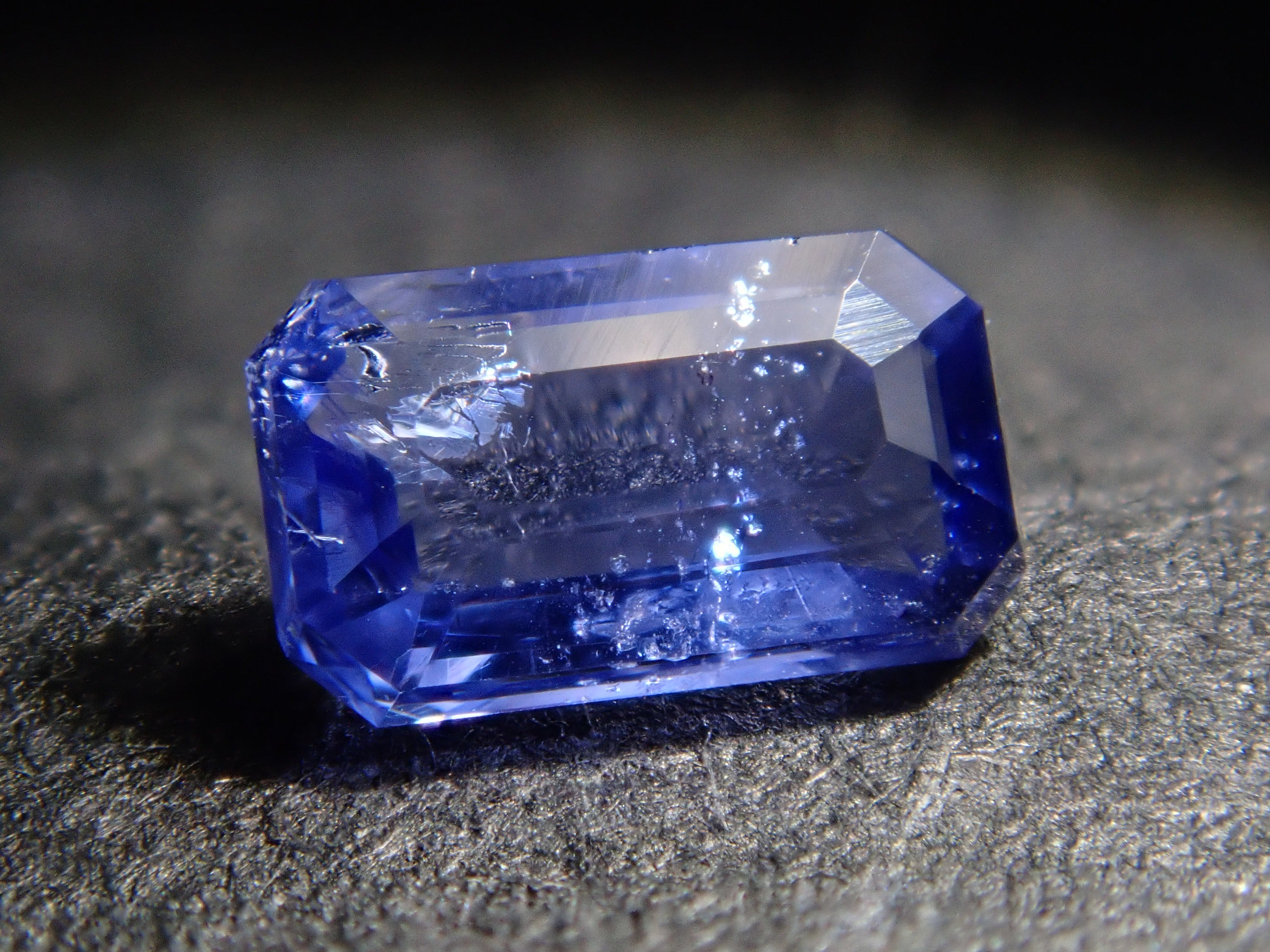 【11/22 22時販売】アフガニスタン産ハックマナイト 0.177ctルース