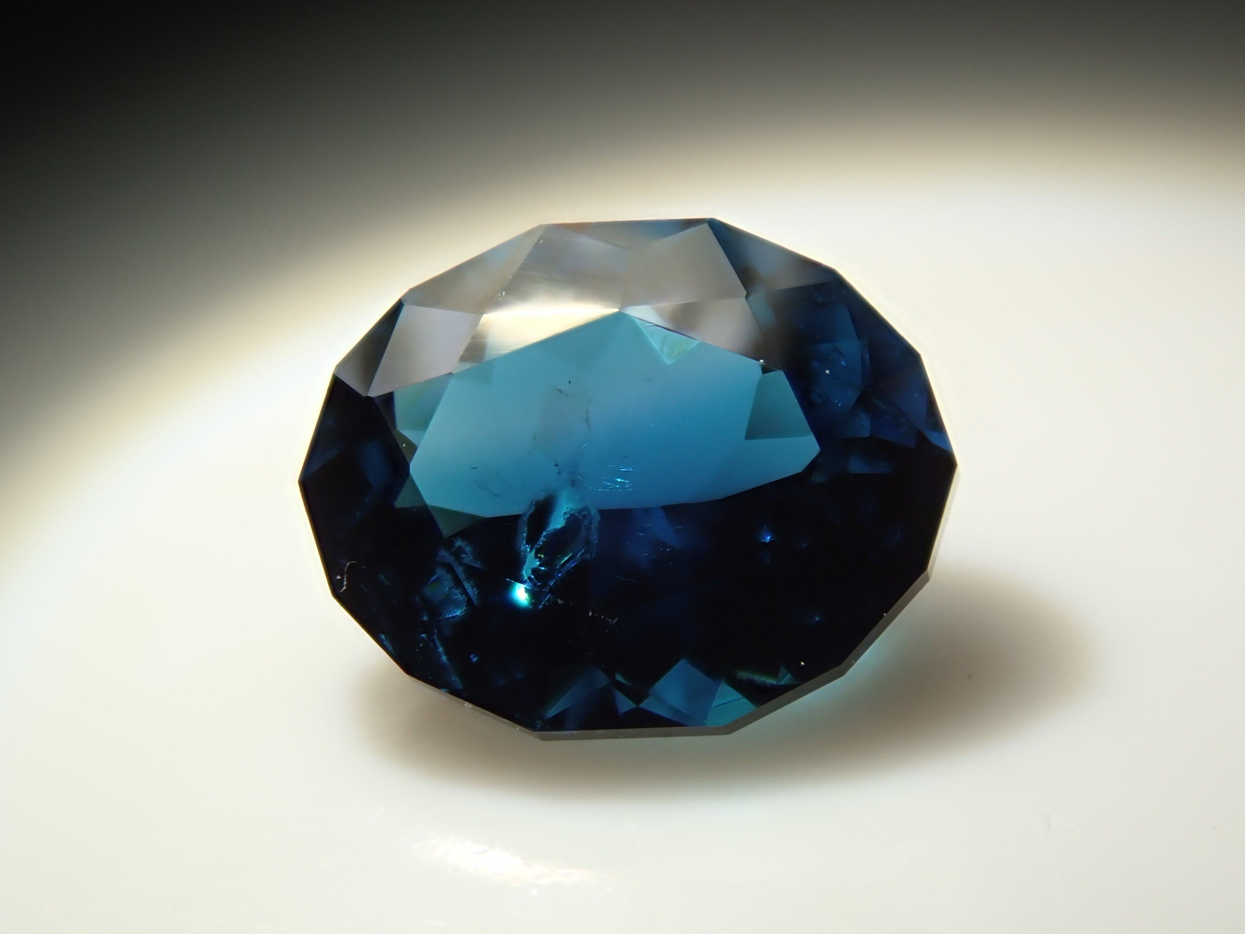 ブラジル産インディゴライトトルマリン 0.724ctルース 鑑別書