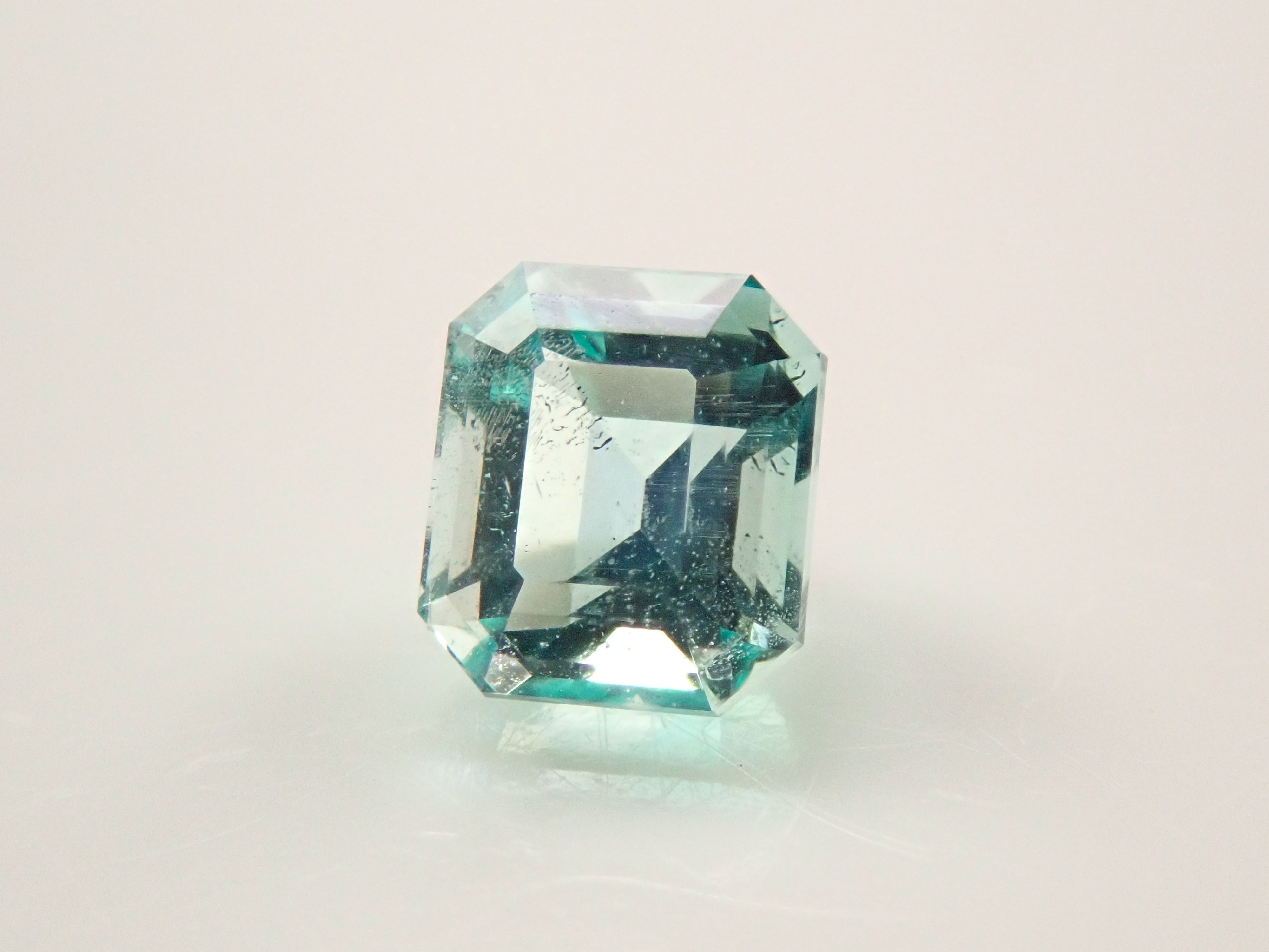 【11/29 22時販売】オーストラリア産エメラルド 0.320ctルース