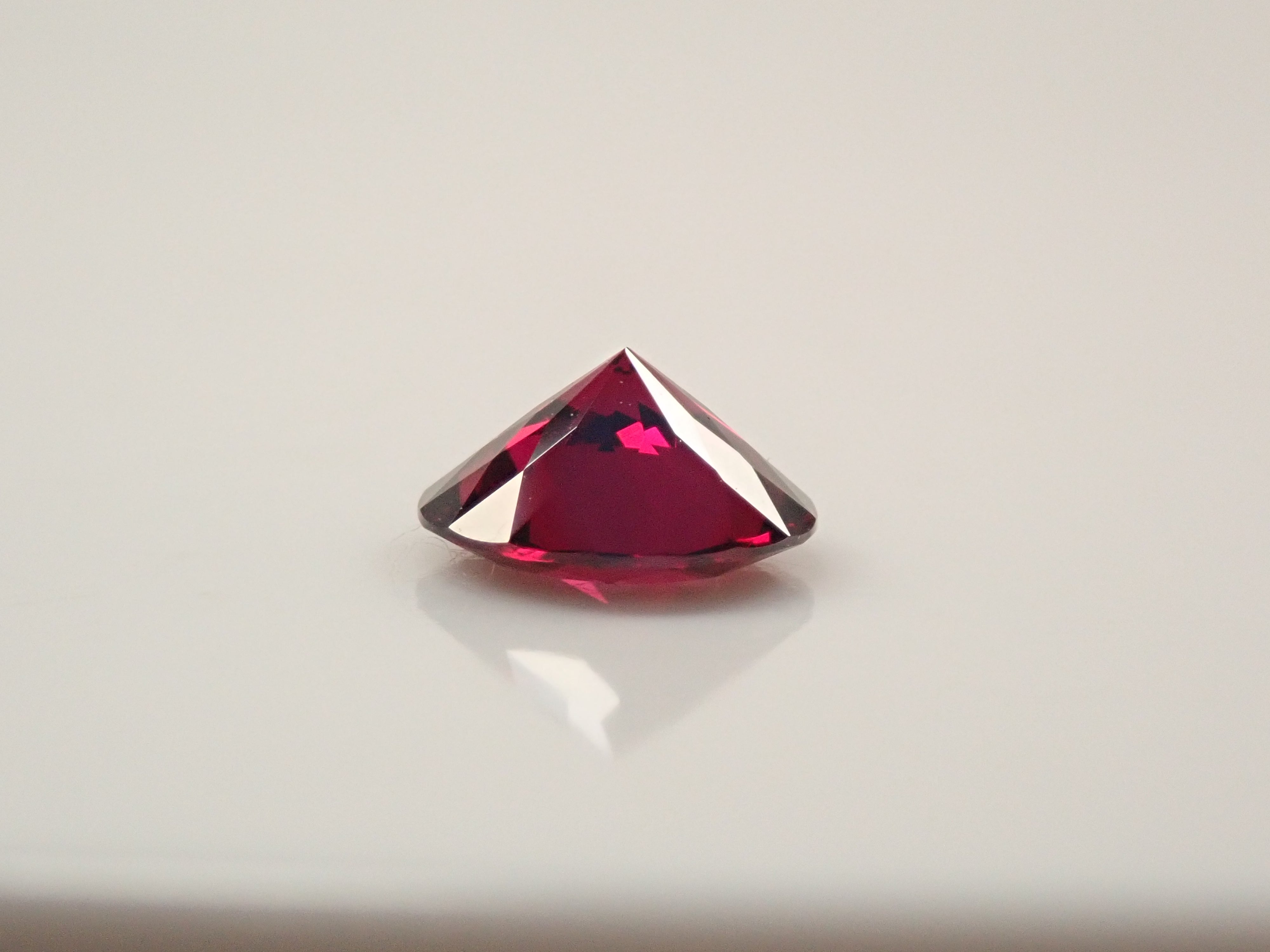 【12/31 22時販売】タンザニア産アルマンディンガーネット 6.5mm/1.071ctルース