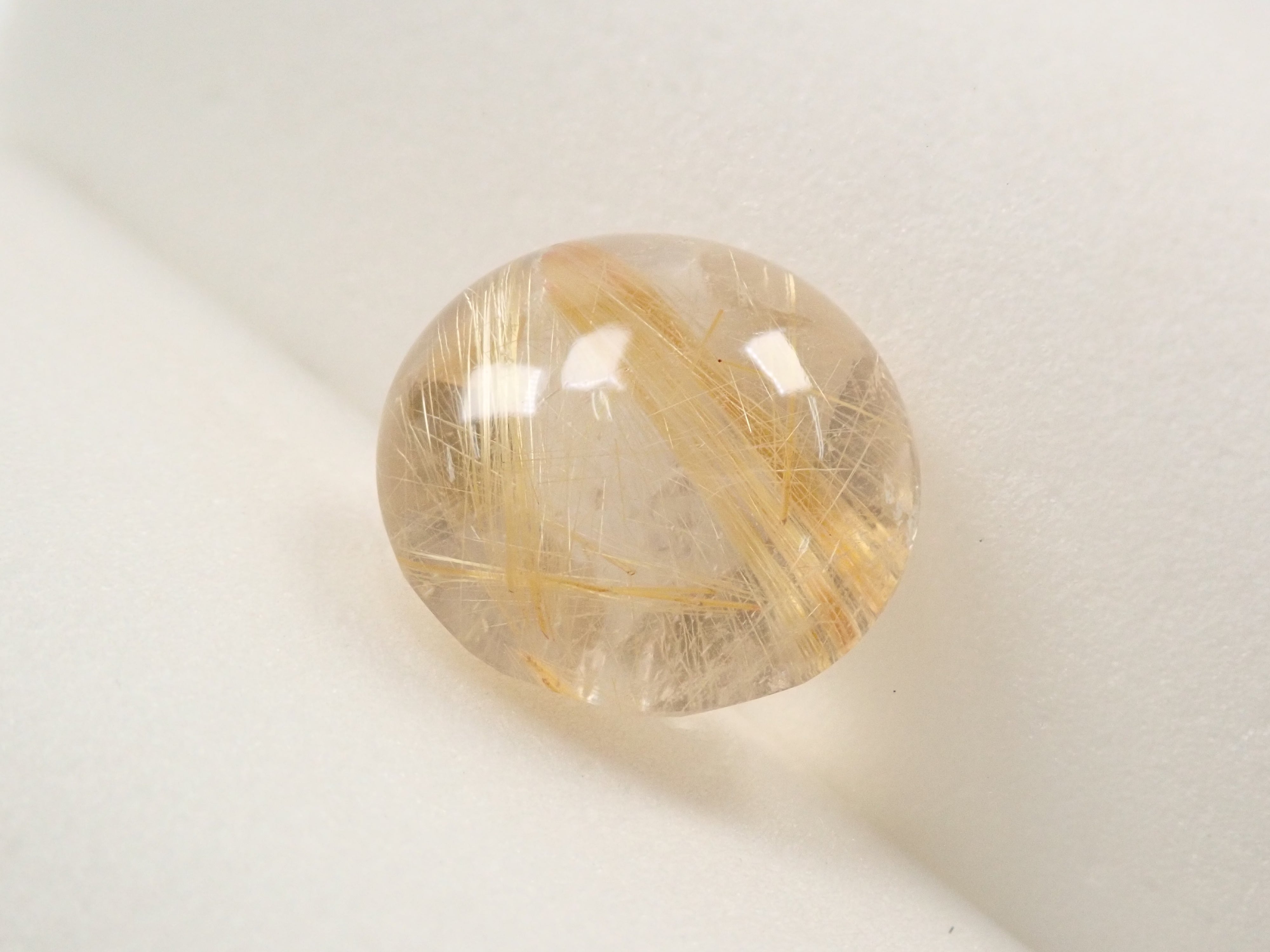ブラジル産ルチルクォーツ(ルチルレイテッドクォーツ)12mm/7.140ctルース