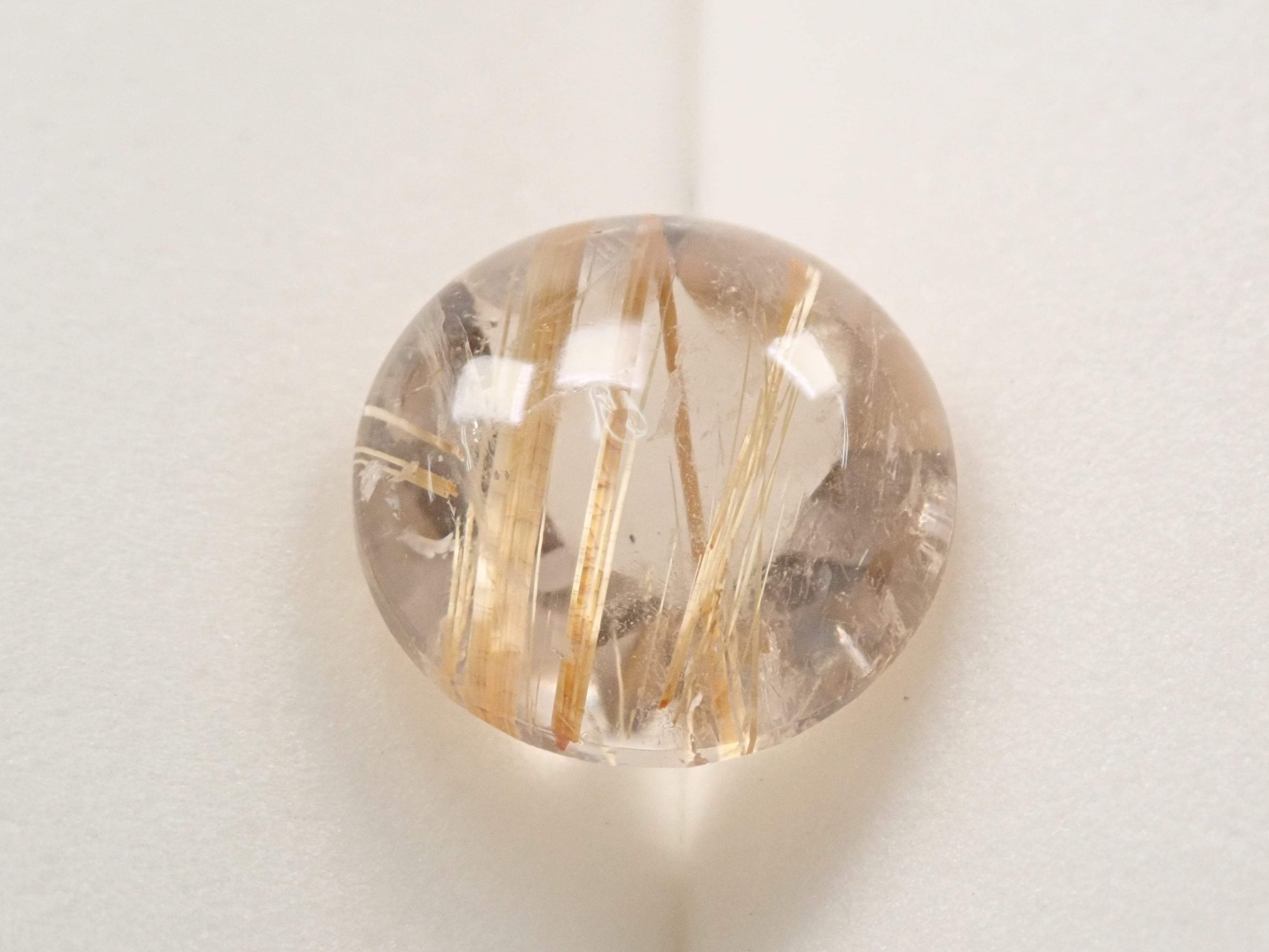 ブラジル産ルチルクォーツ(ルチルレイテッドクォーツ) 12mm/6.709ctルース