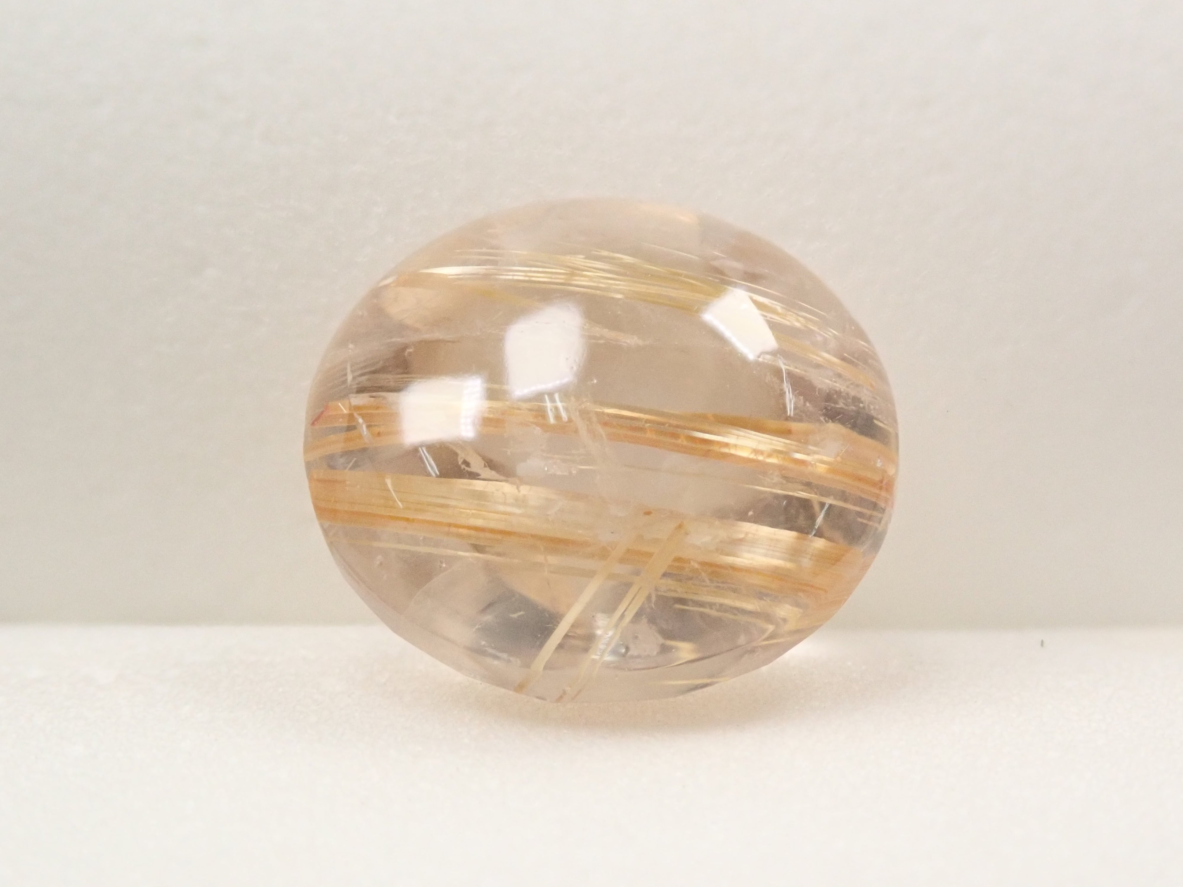 ブラジル産ルチルクォーツ(ルチルレイテッドクォーツ) 12mm/6.709ctルース