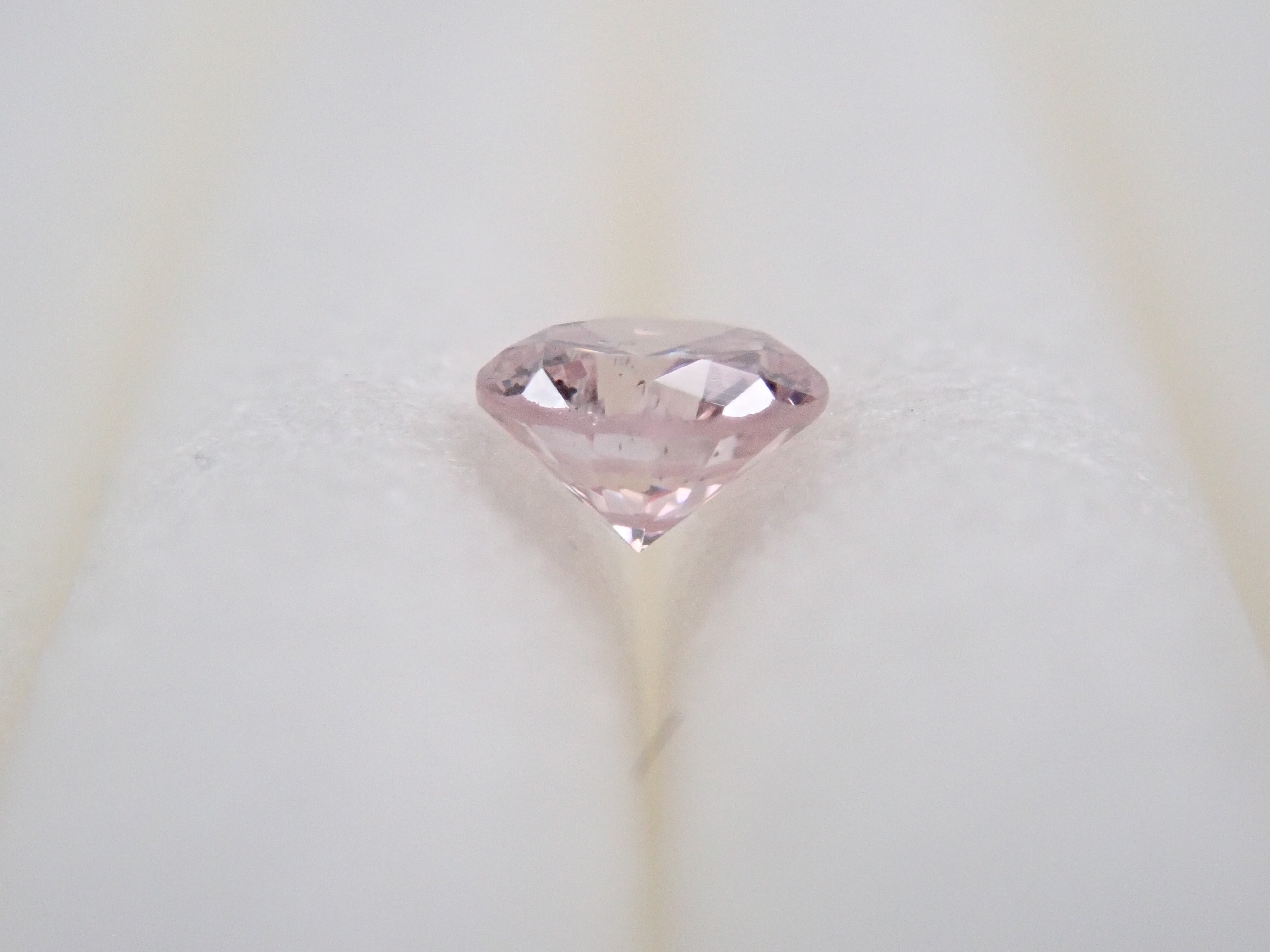 ピンクダイヤモンド 0.055ctルース(FANCY LIGHT PURPLE PINK, SI2)