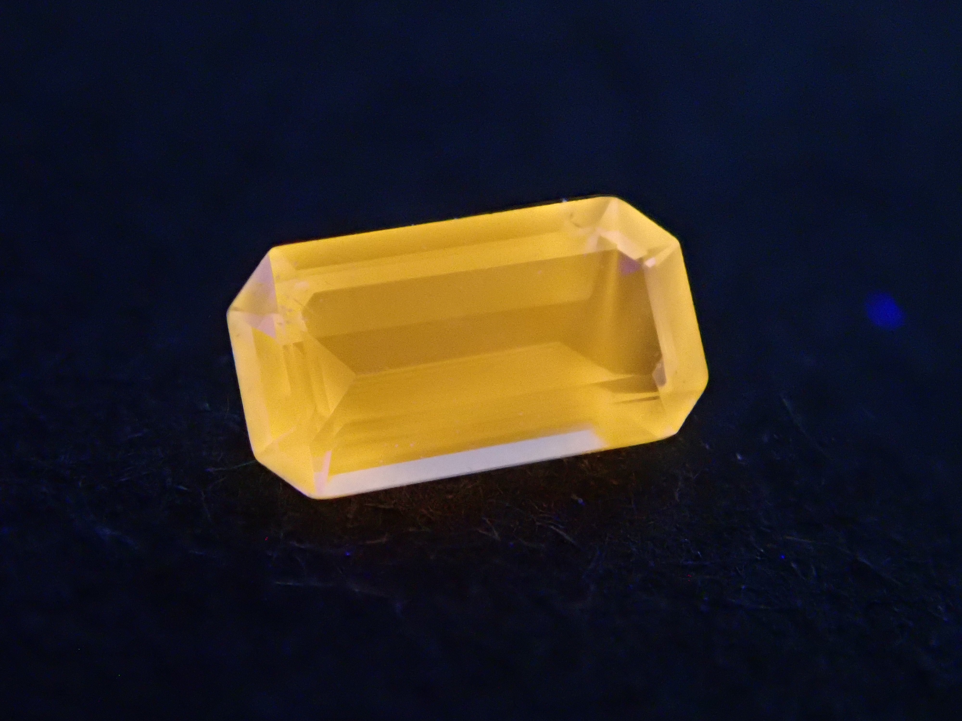 【11/14 22時販売】アフガニスタン産アフガナイト 0.077ctルース