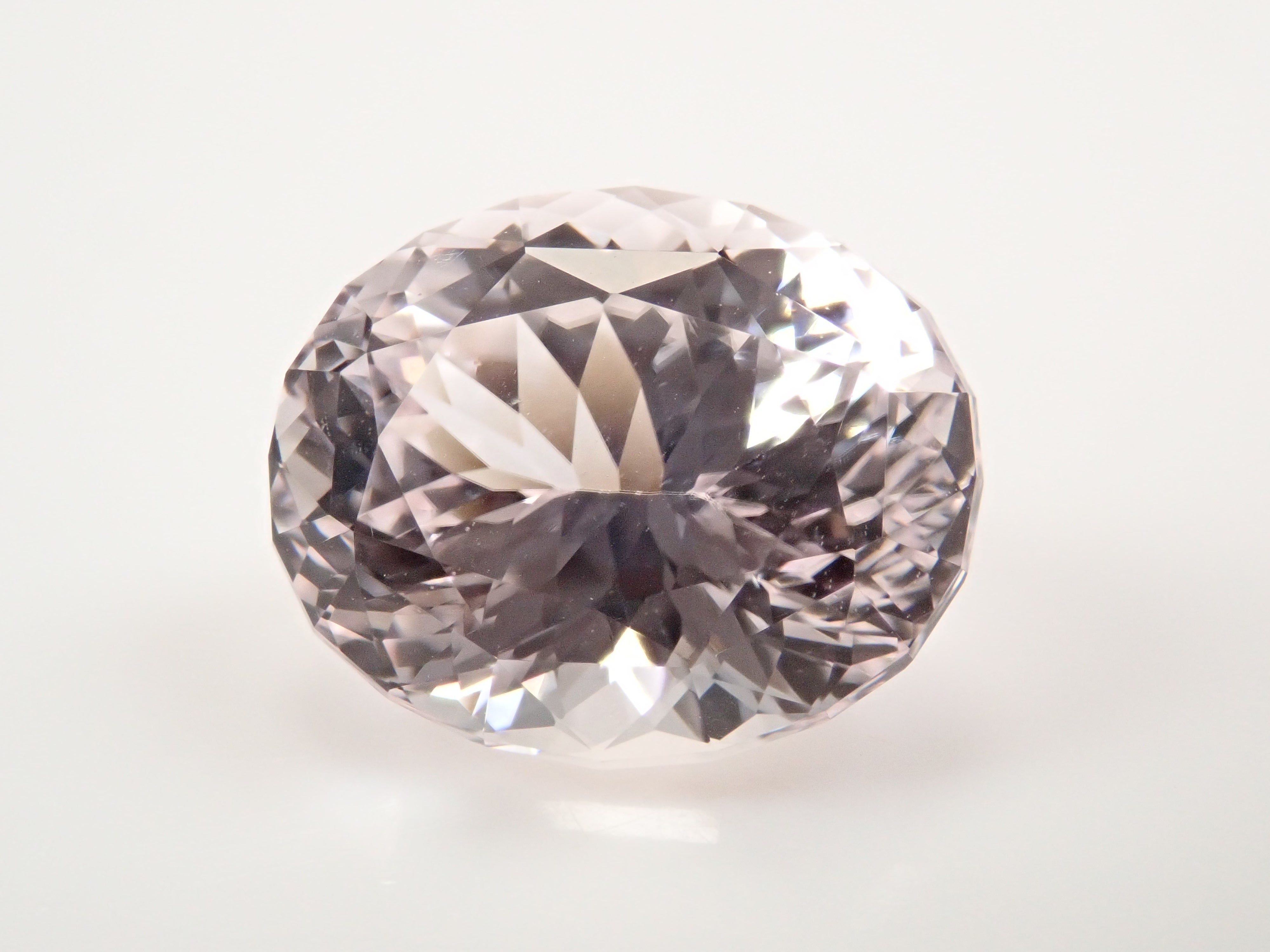 【11/14 22時販売】アフガニスタン産クンツァイト 3.973ctルース