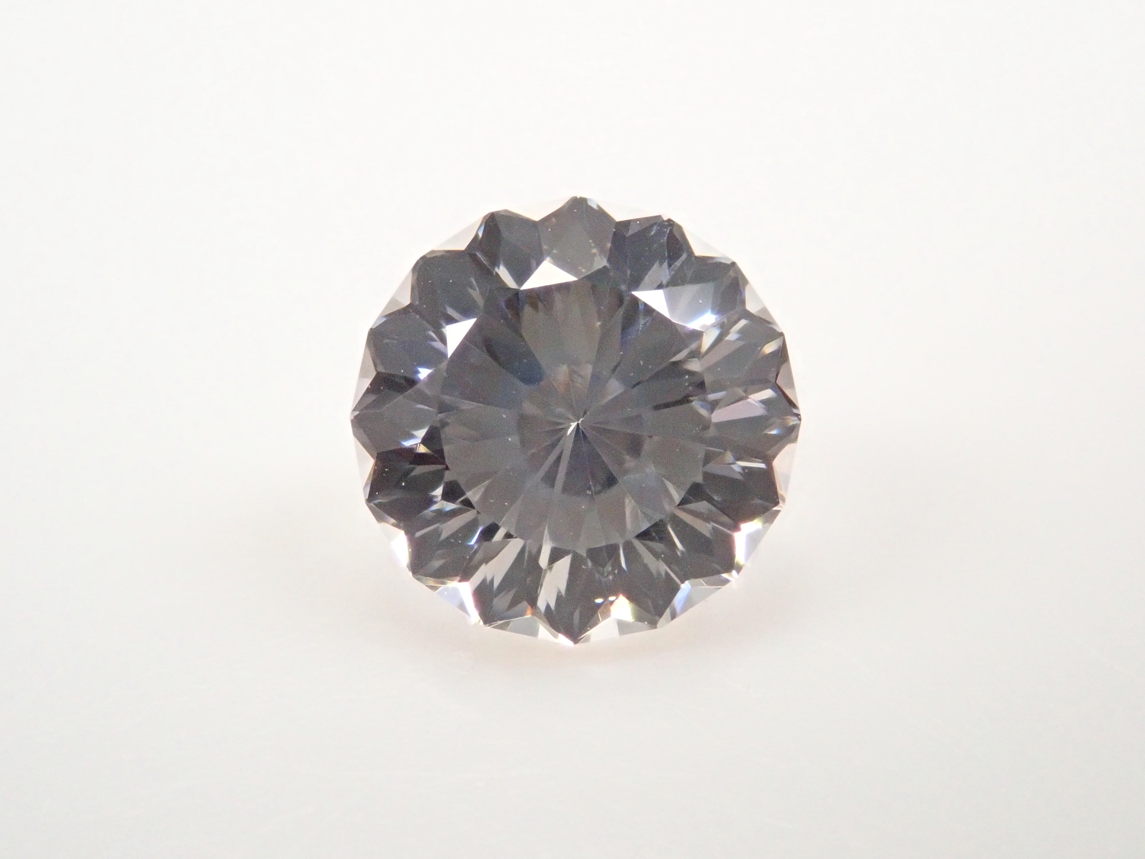 【11/15 22時販売】GGG(ガドリウムガリウムガーネット) 6.4mm/2.380ctルース