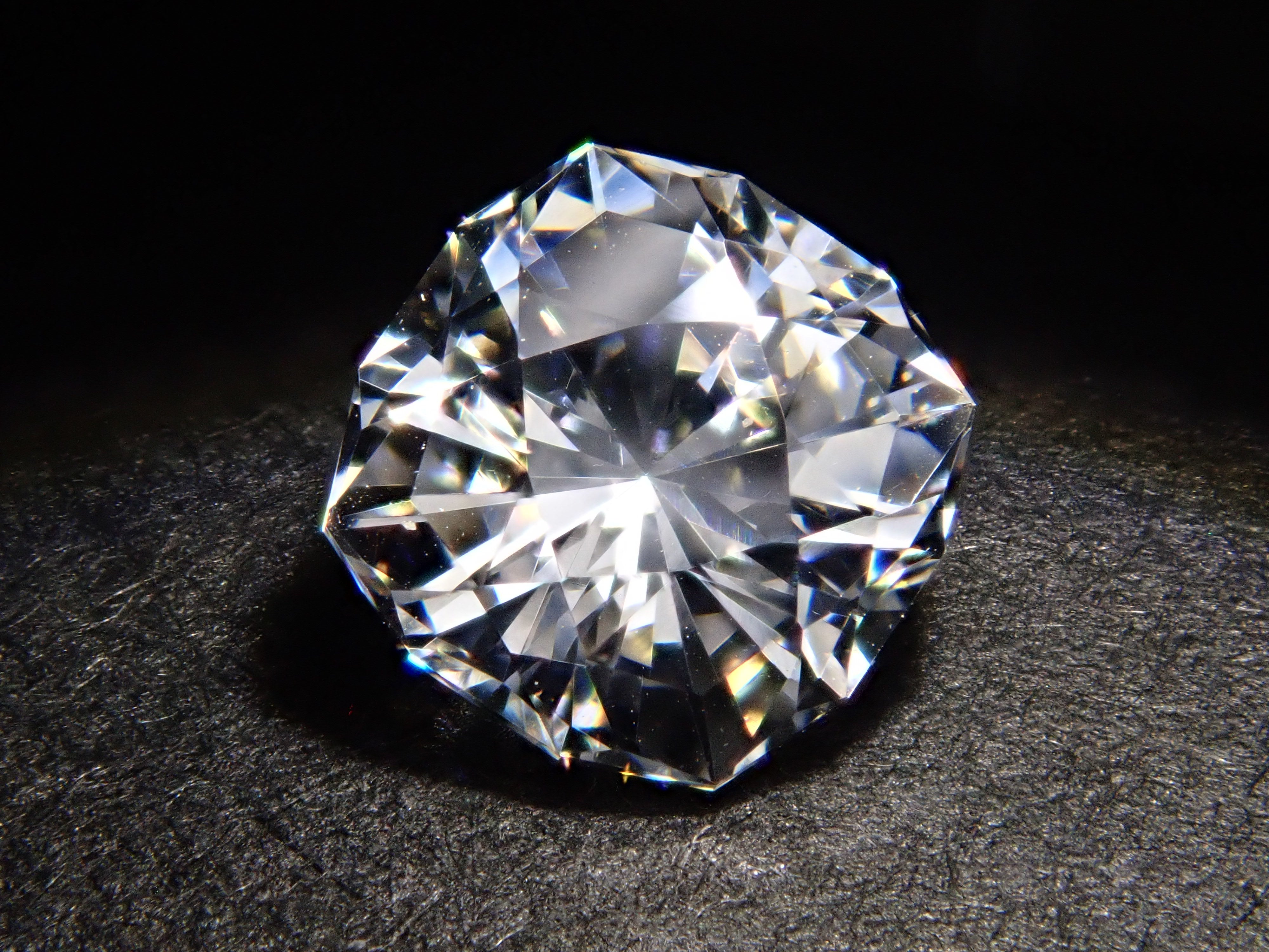 【12/25 22時販売】GGG(ガドリウムガリウムガーネット) 1.424ctルース