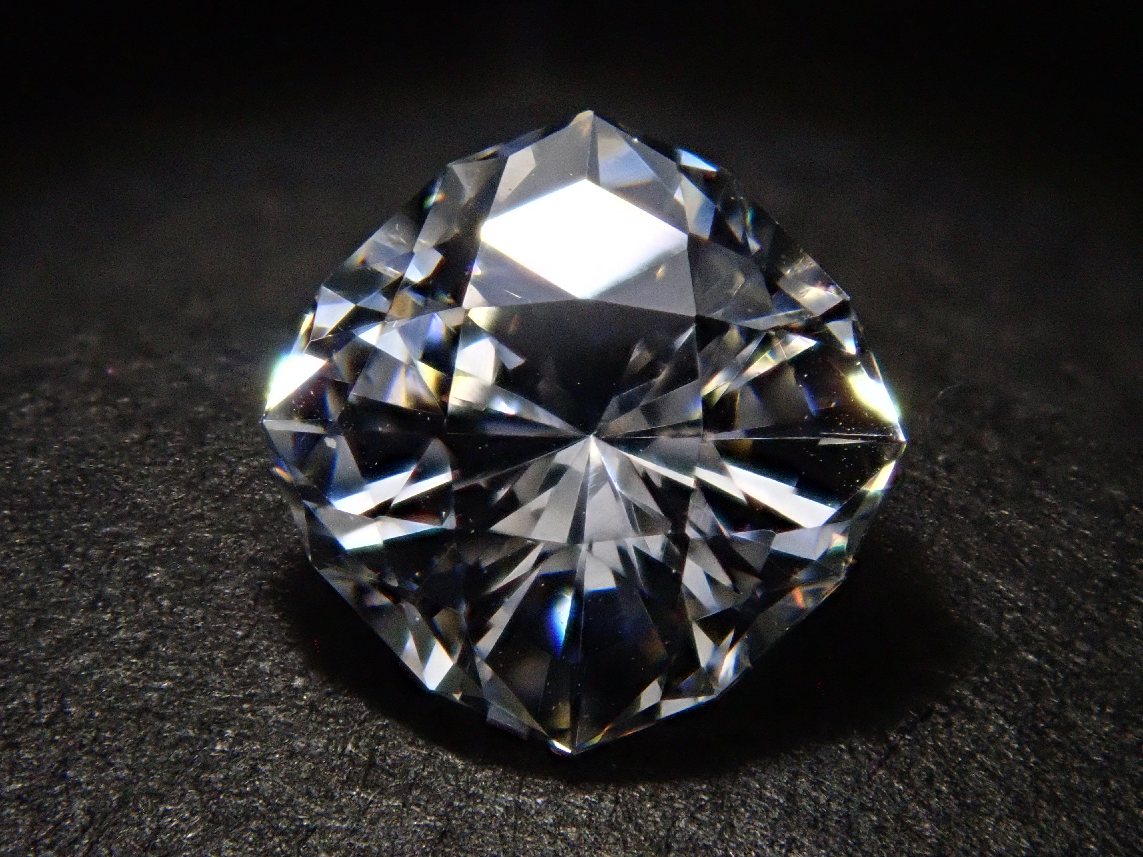 【12/25 22時販売】GGG(ガドリウムガリウムガーネット) 1.424ctルース